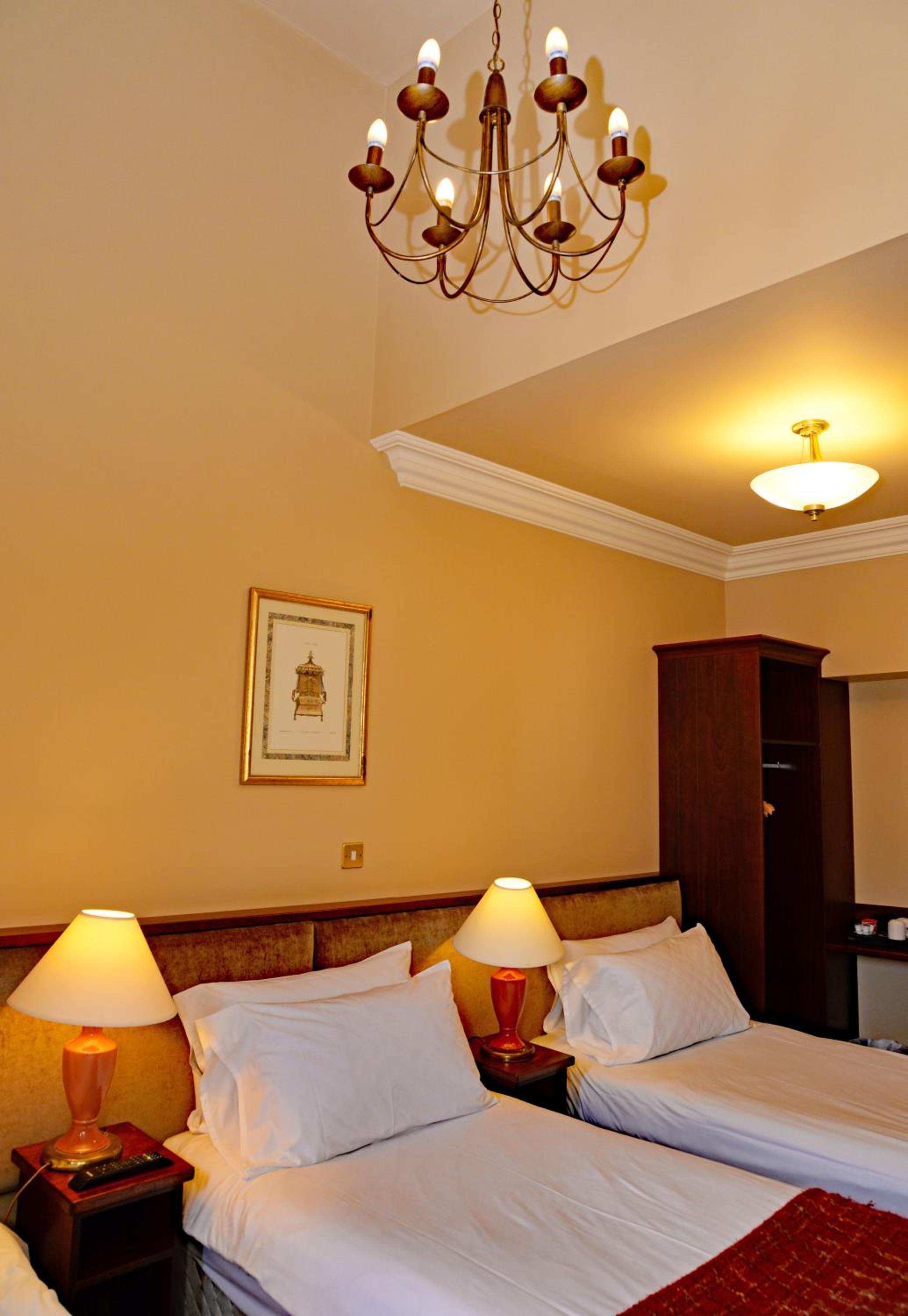 Triple Room - Photo 10