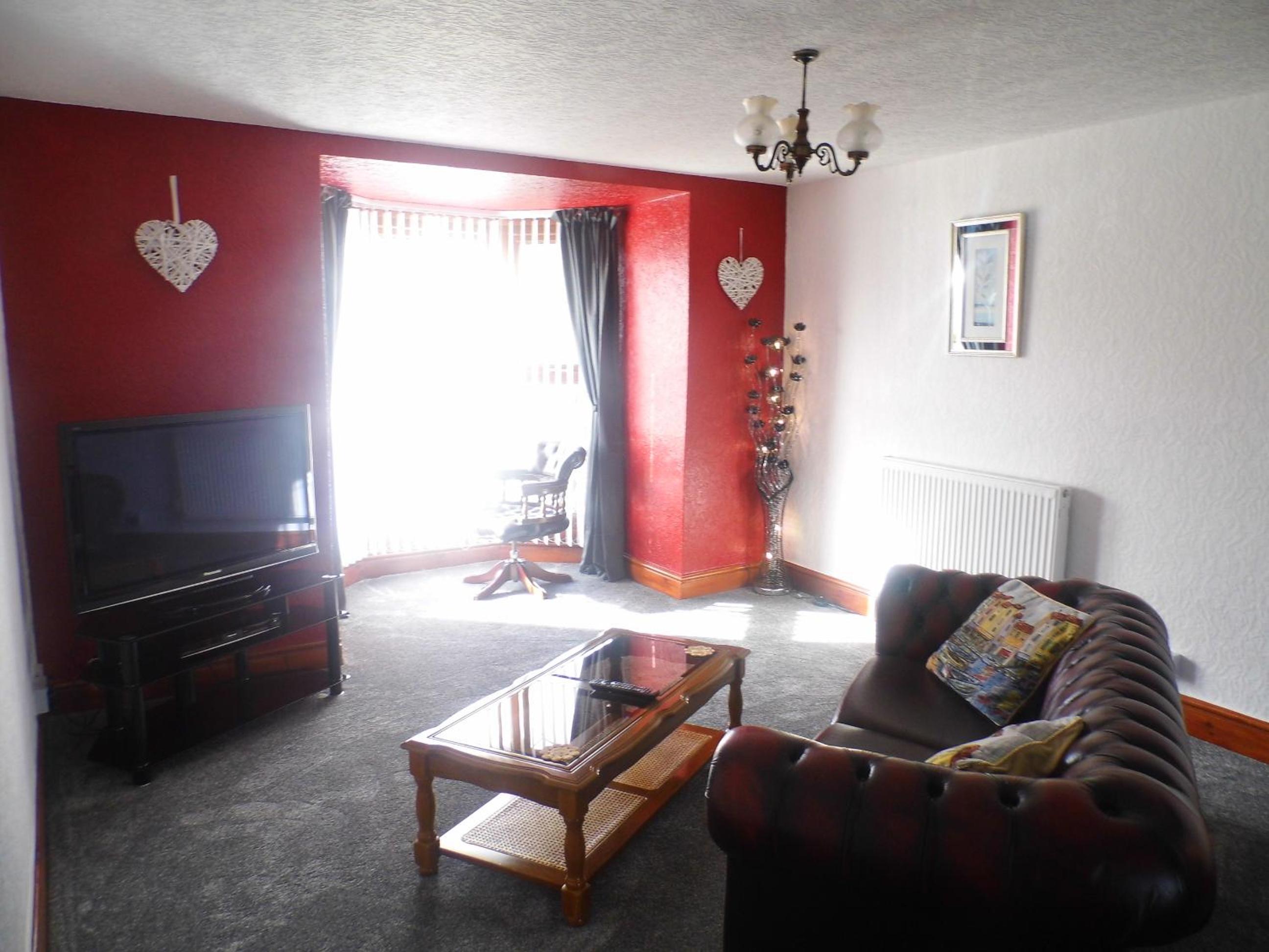 Large One-Bedroom Apartment