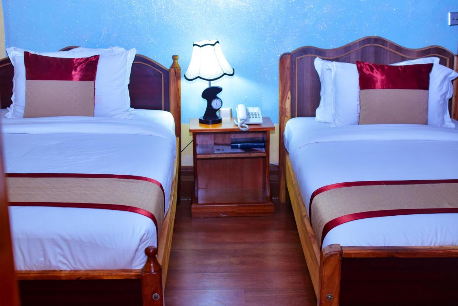 Deluxe Twin Room