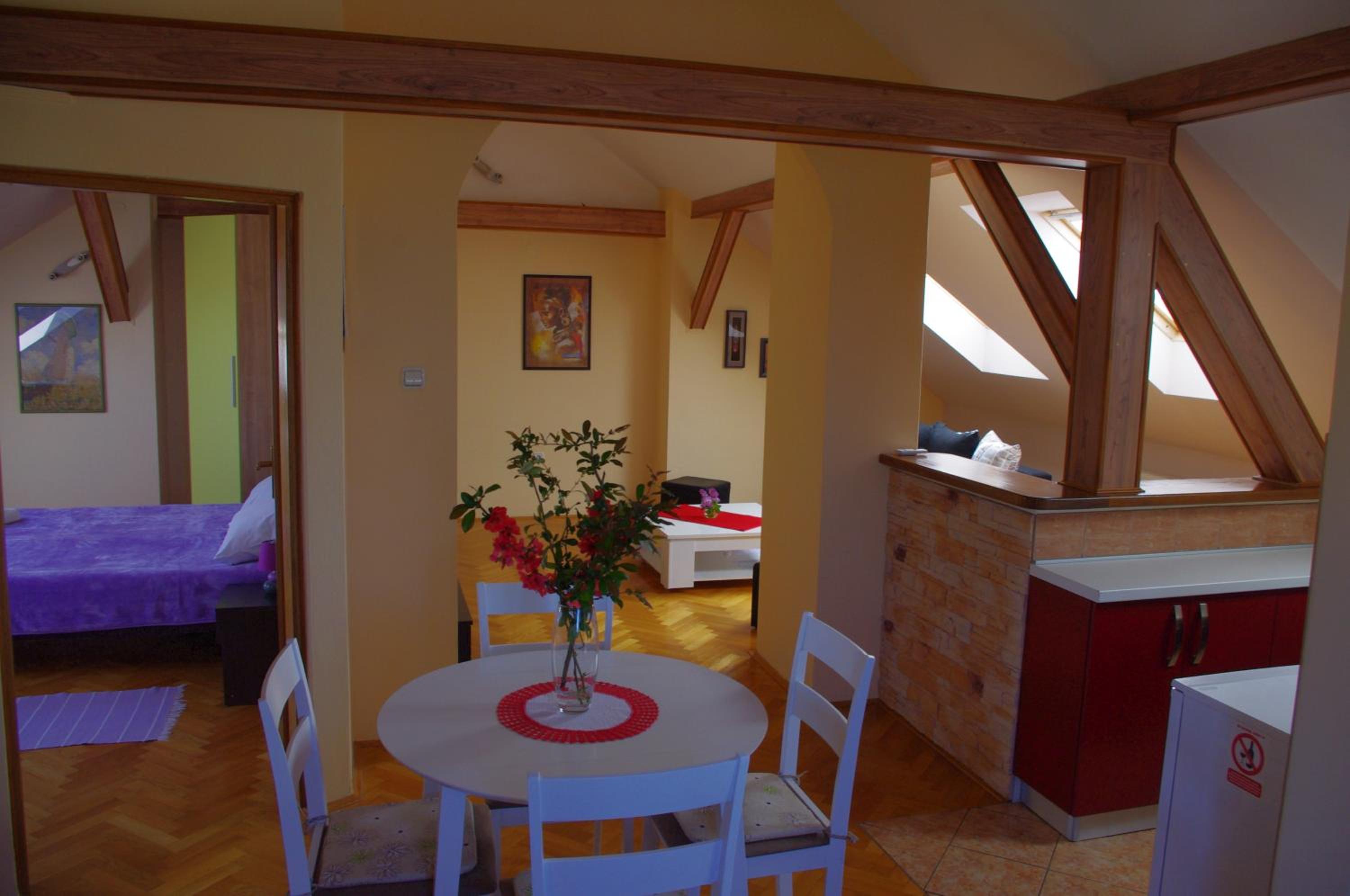 Loft - Photo 9