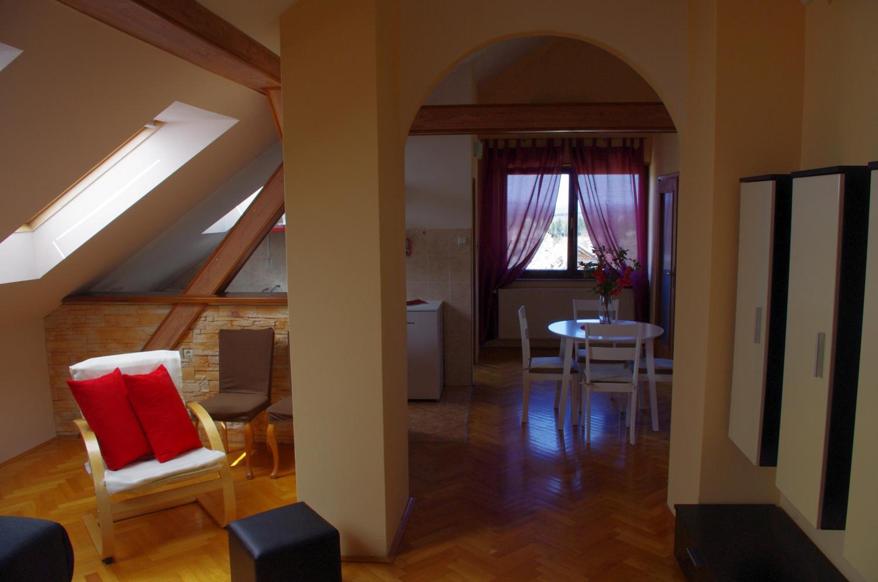 Loft - Photo 19