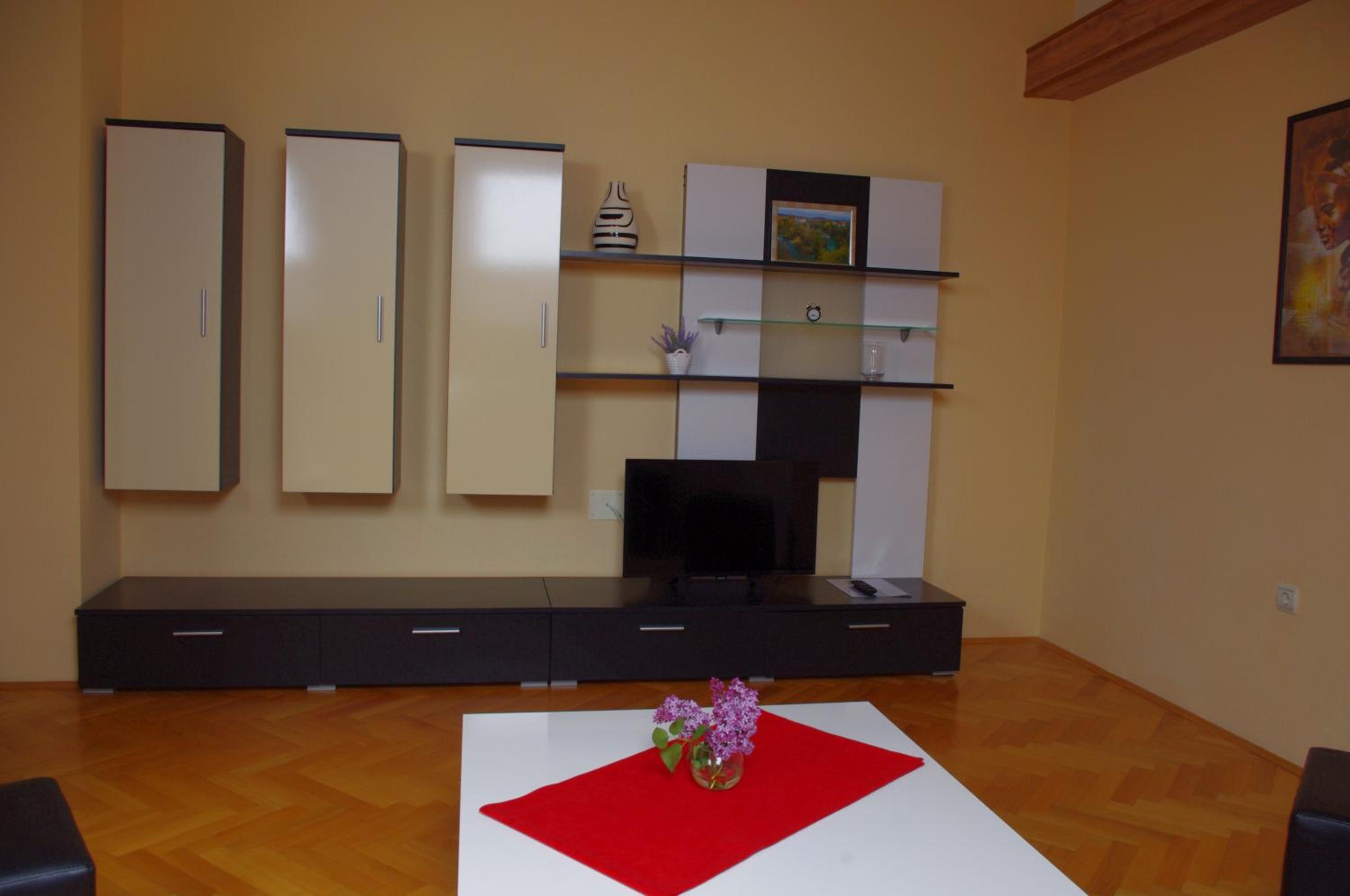 Loft - Photo 7