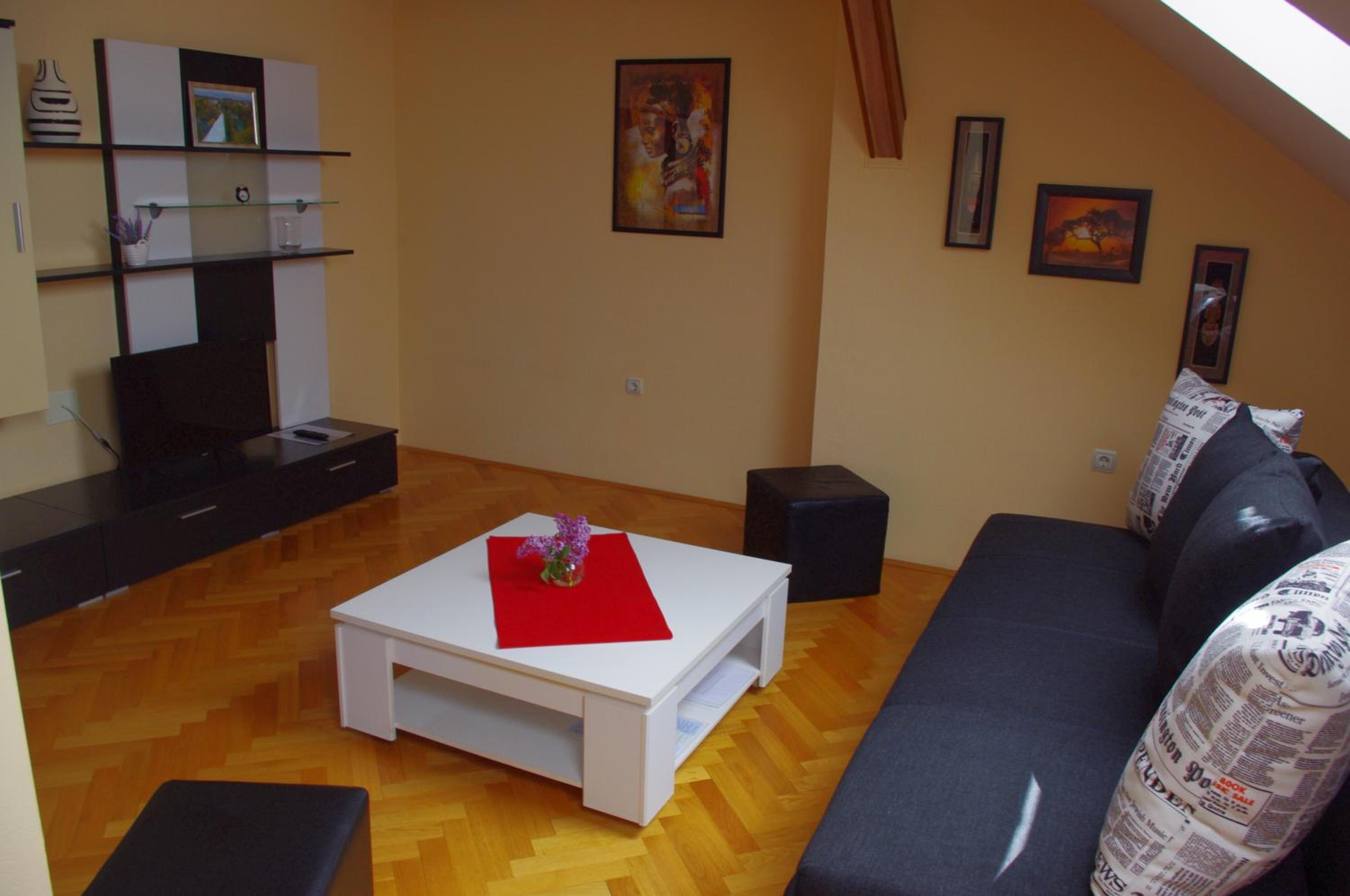 Loft - Photo 11