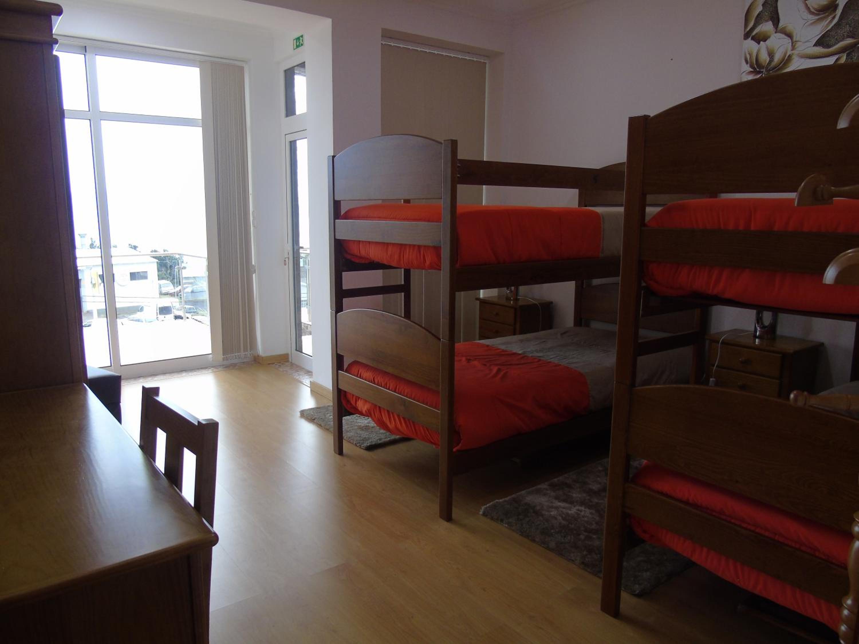 Bed in 4-Bed Mixed Dormitory Room photo 1