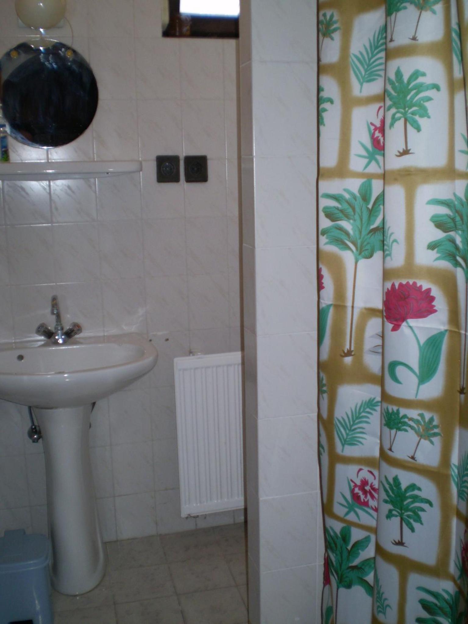 Double or Twin Room - Photo 14