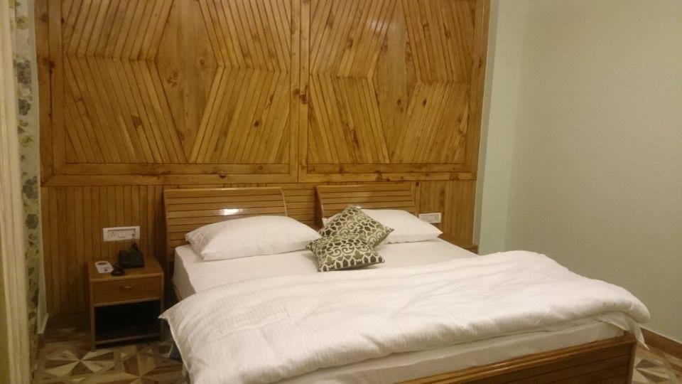 Deluxe Room - Photo 2