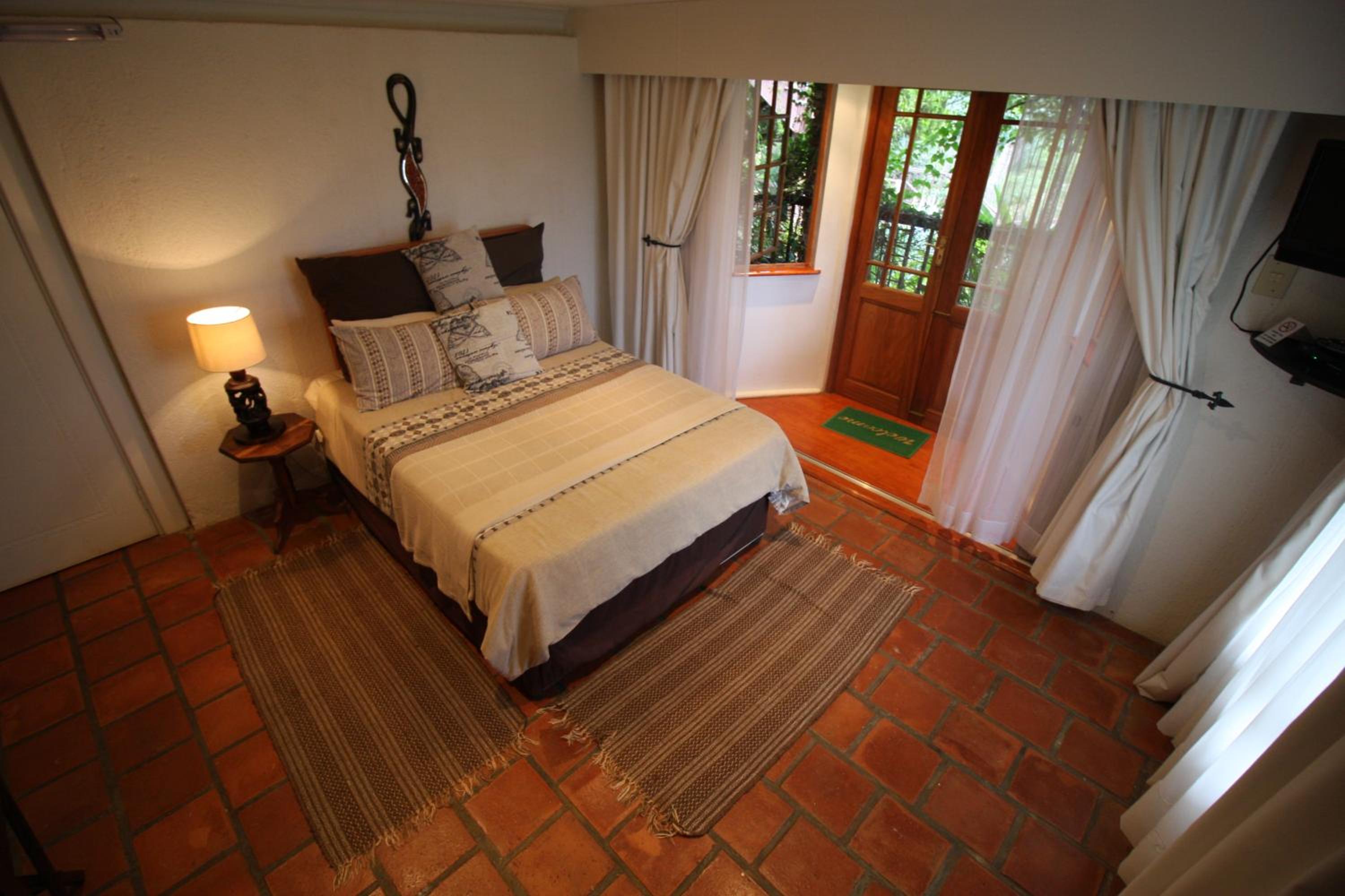 Family Double or Twin Room with Shared Bathroom