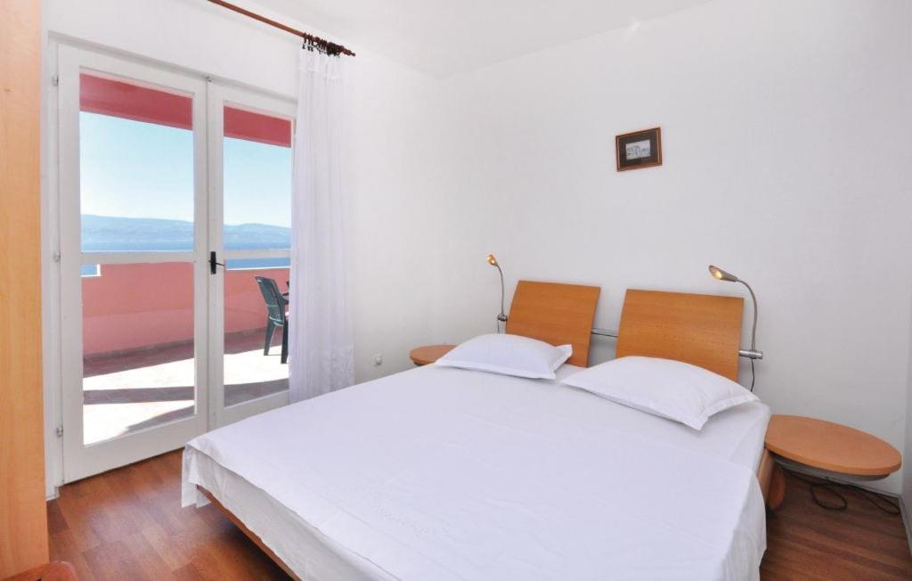 Apartment with Sea View photo 3