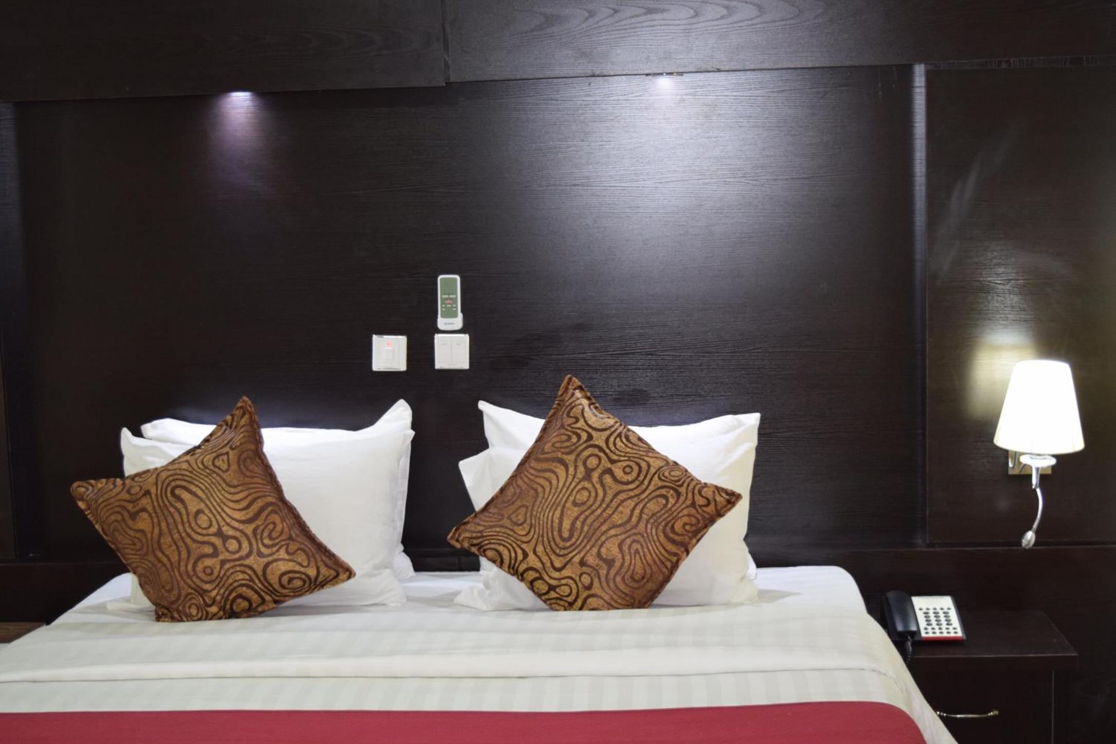 Deluxe Double Room photo 2