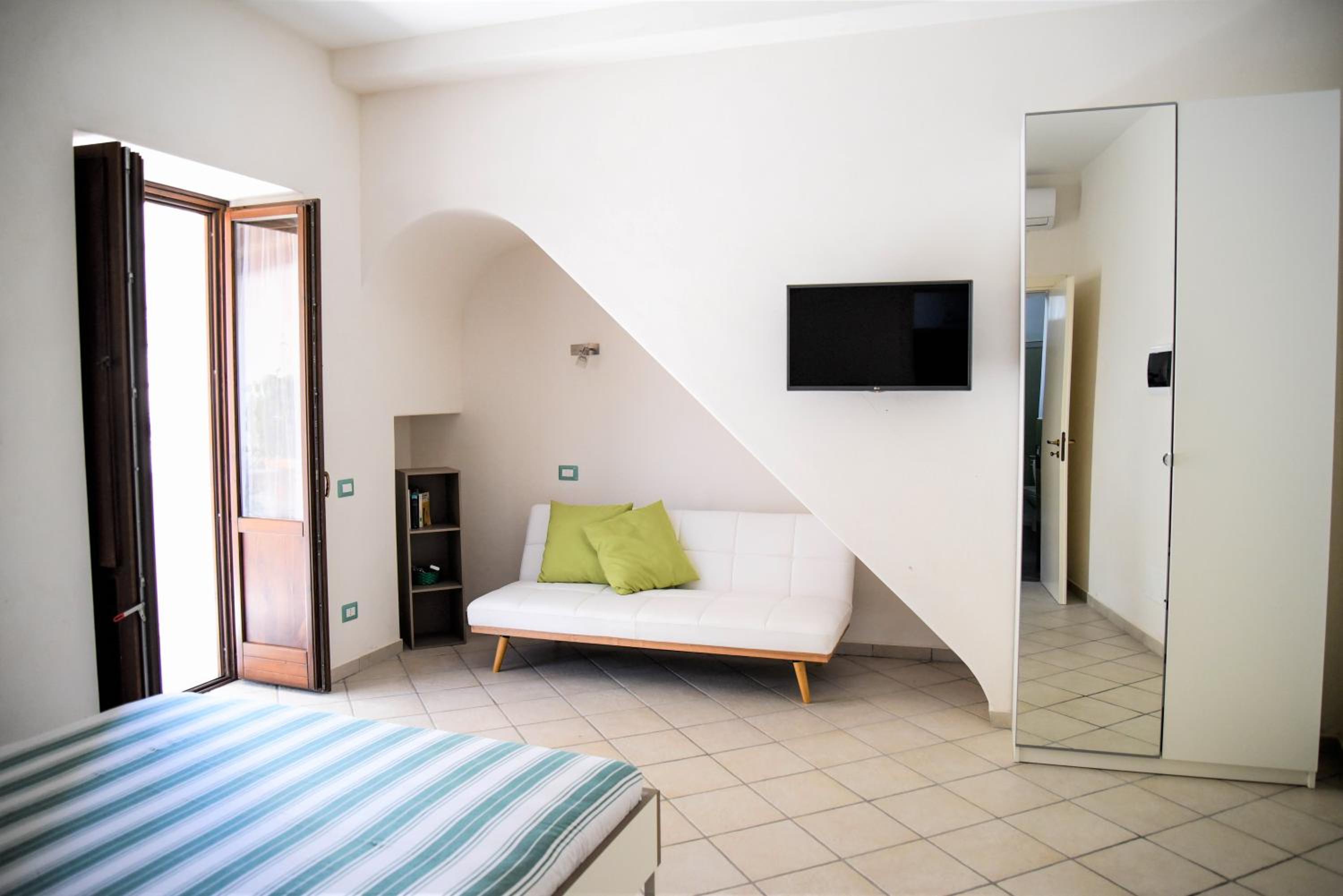 Apartment with Terrace photo 2