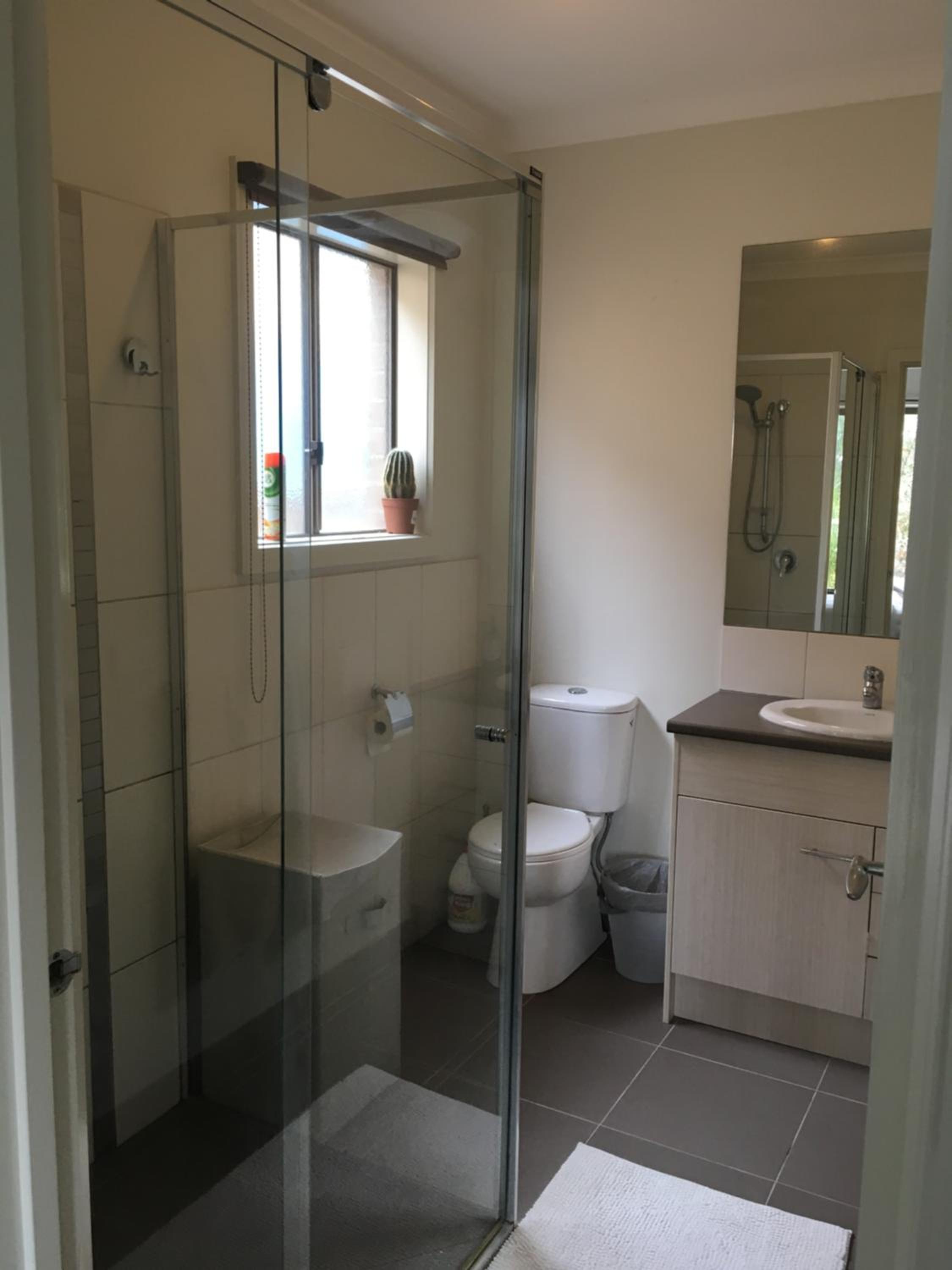 Standard Master Room with Shower - Photo 9