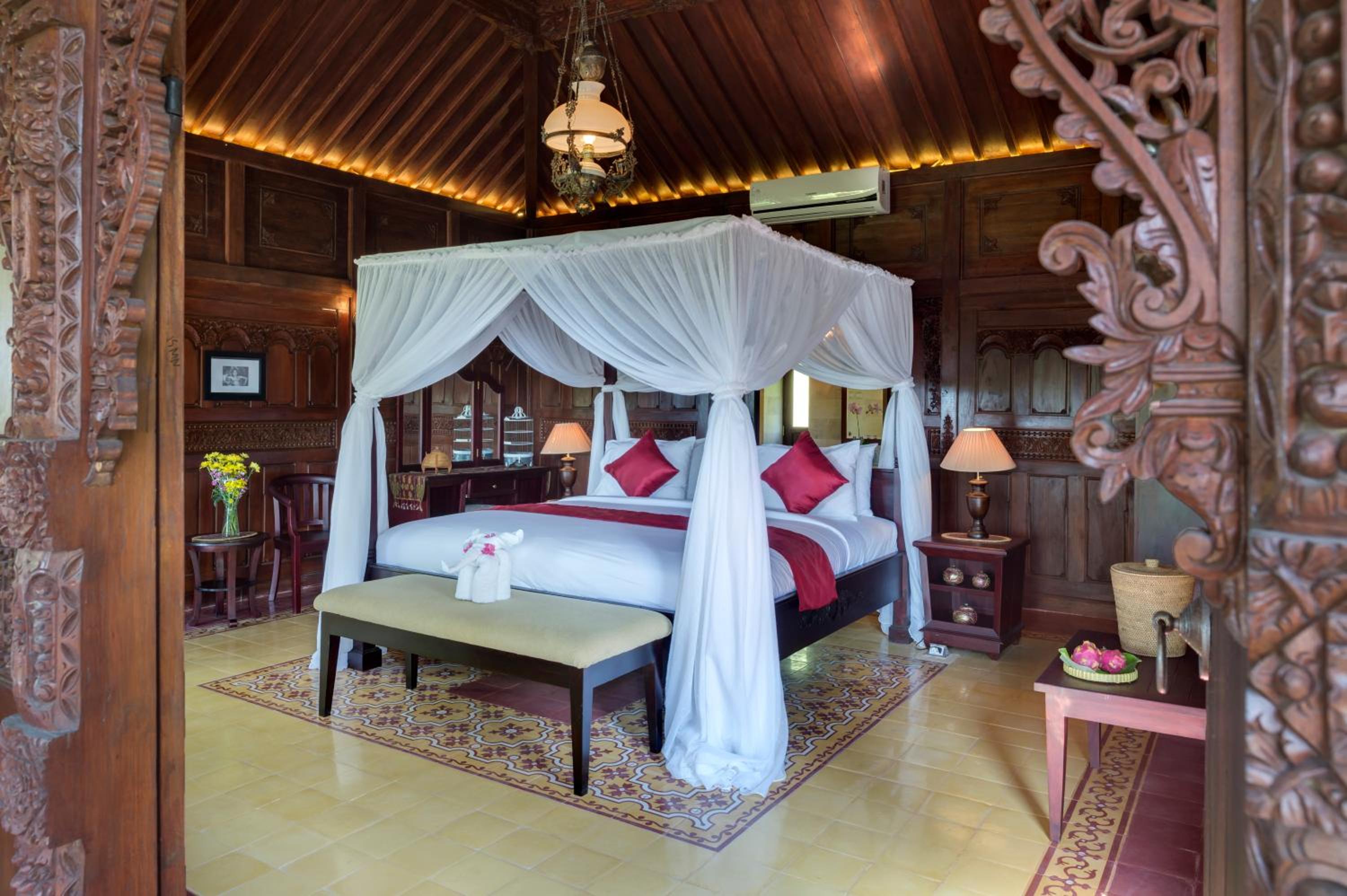 Villa with Private Pool photo 1