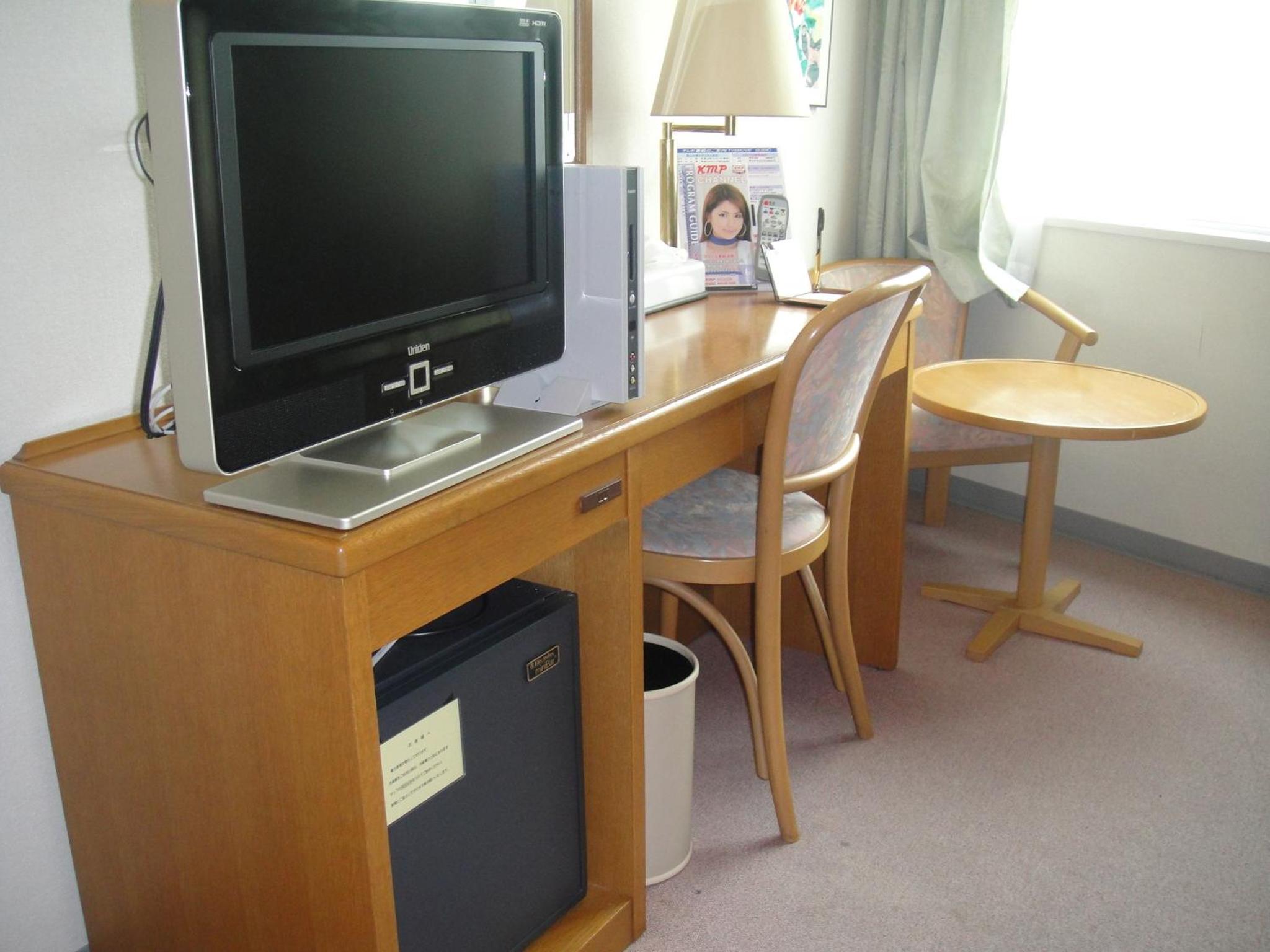 Twin Room - Photo 2