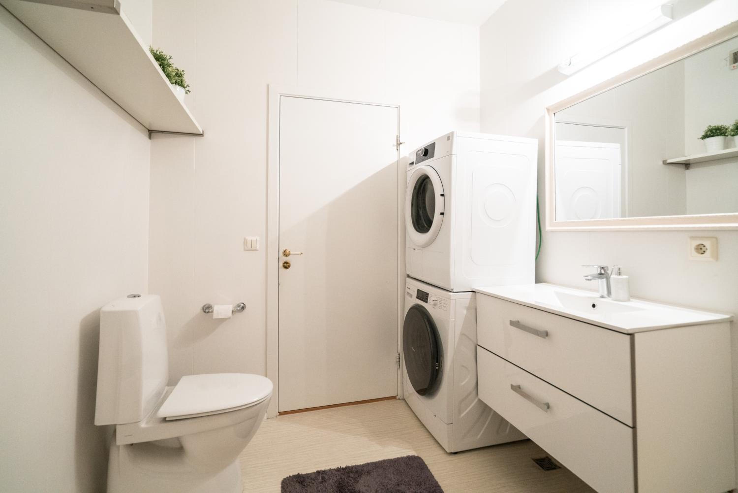 Studio Apartment photo 2