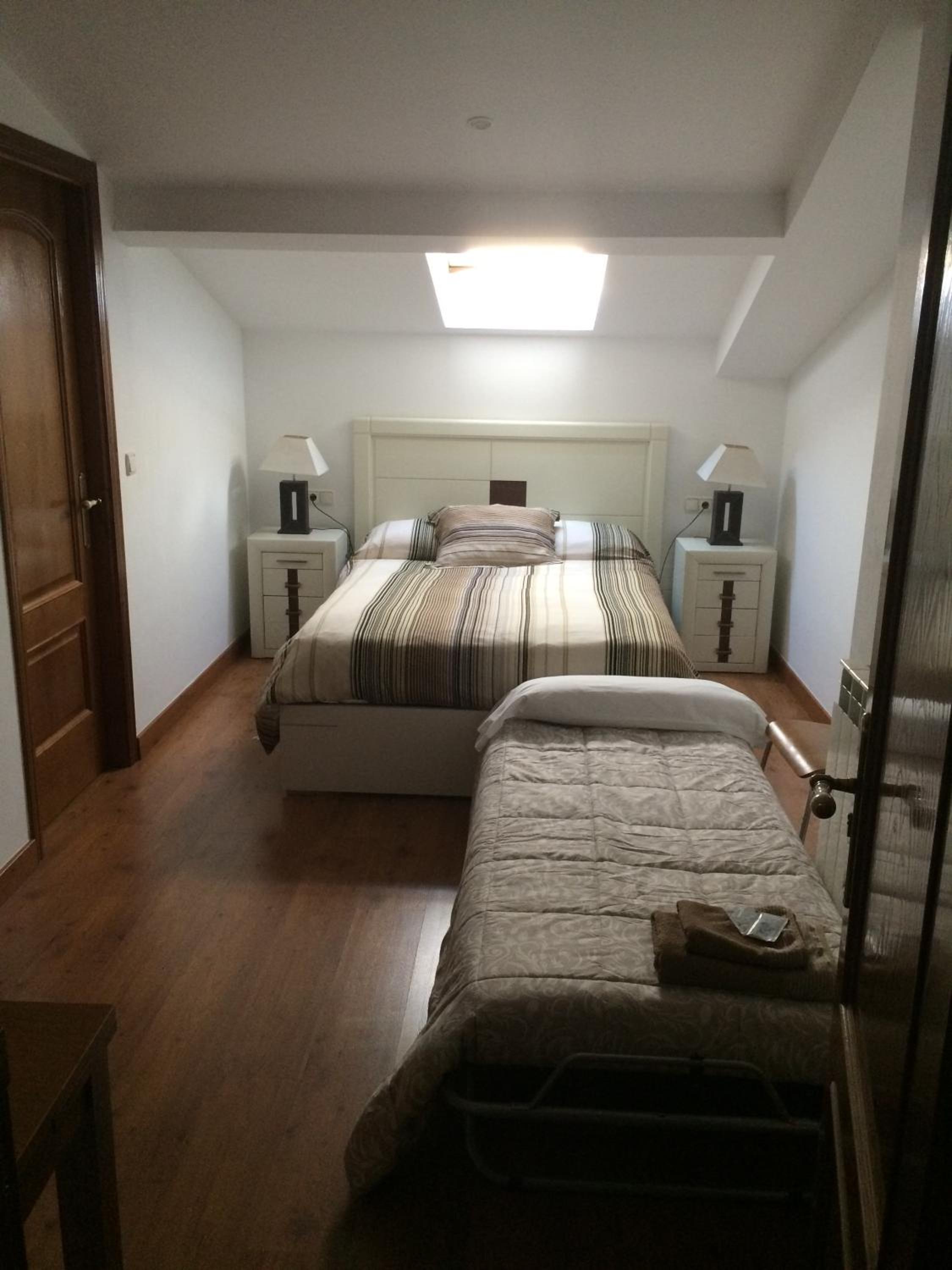 Deluxe Double Room with Shower photo 2