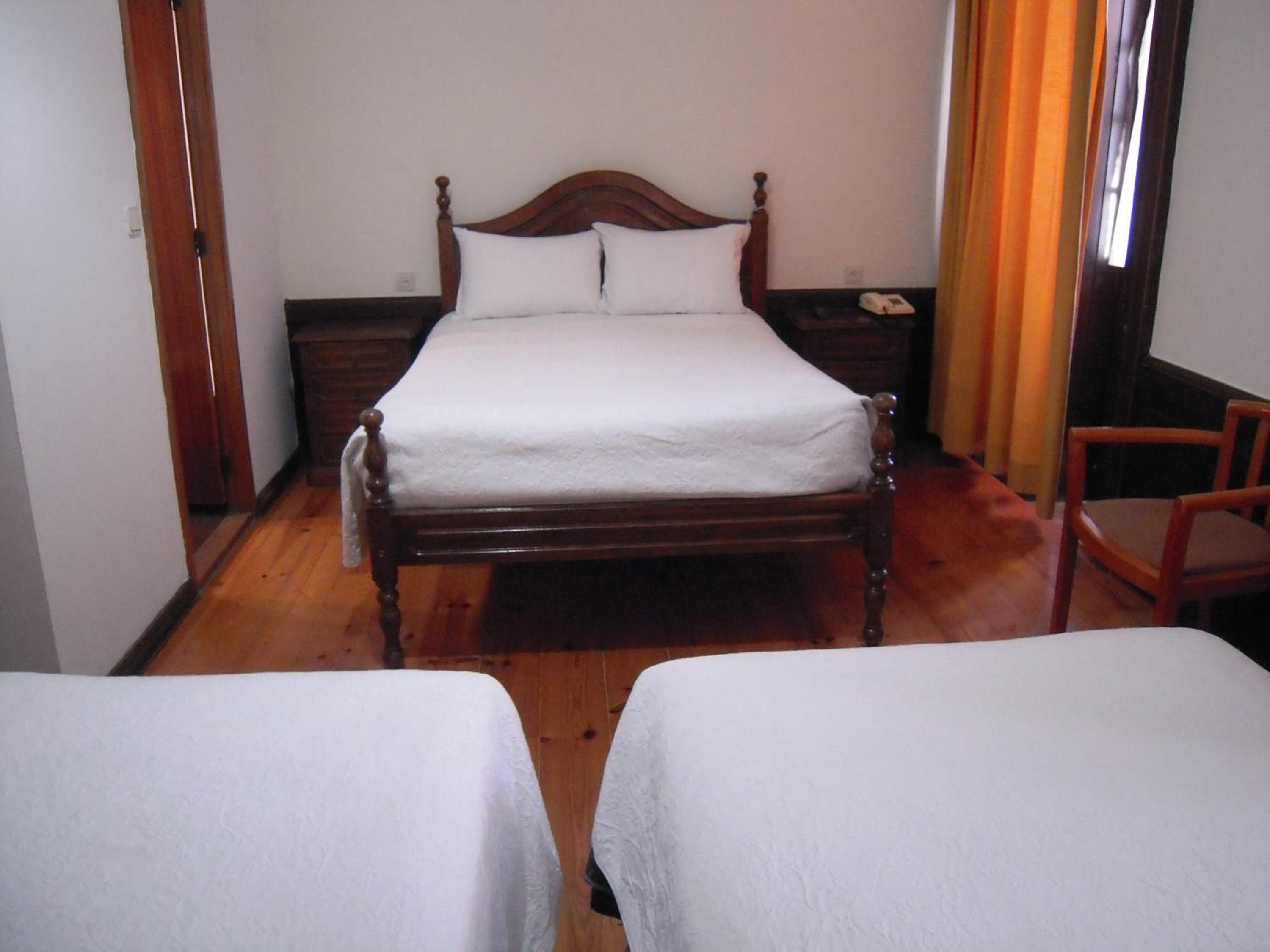 Quadruple Room - Photo 2