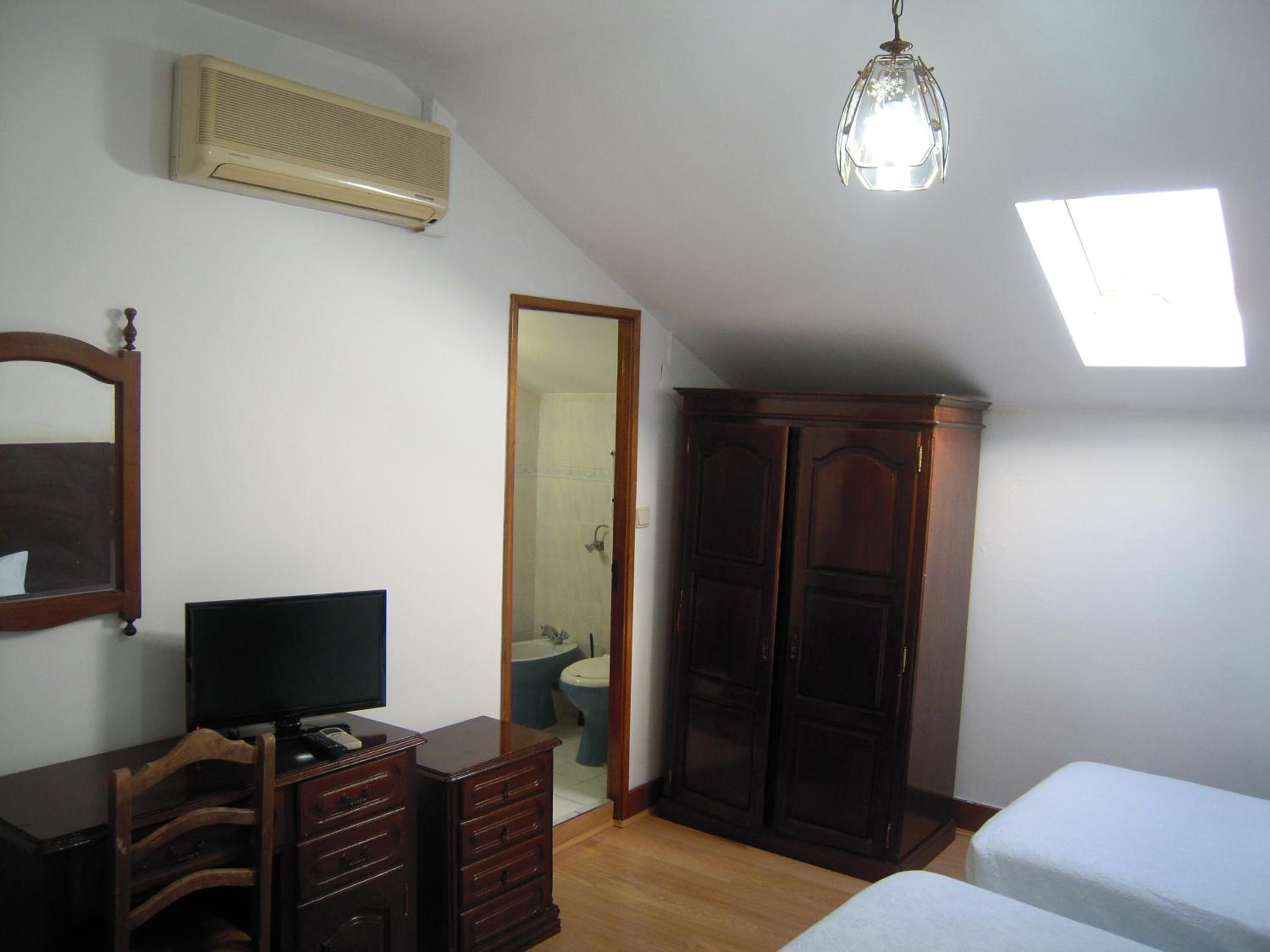 Economic Triple Room - Photo 4