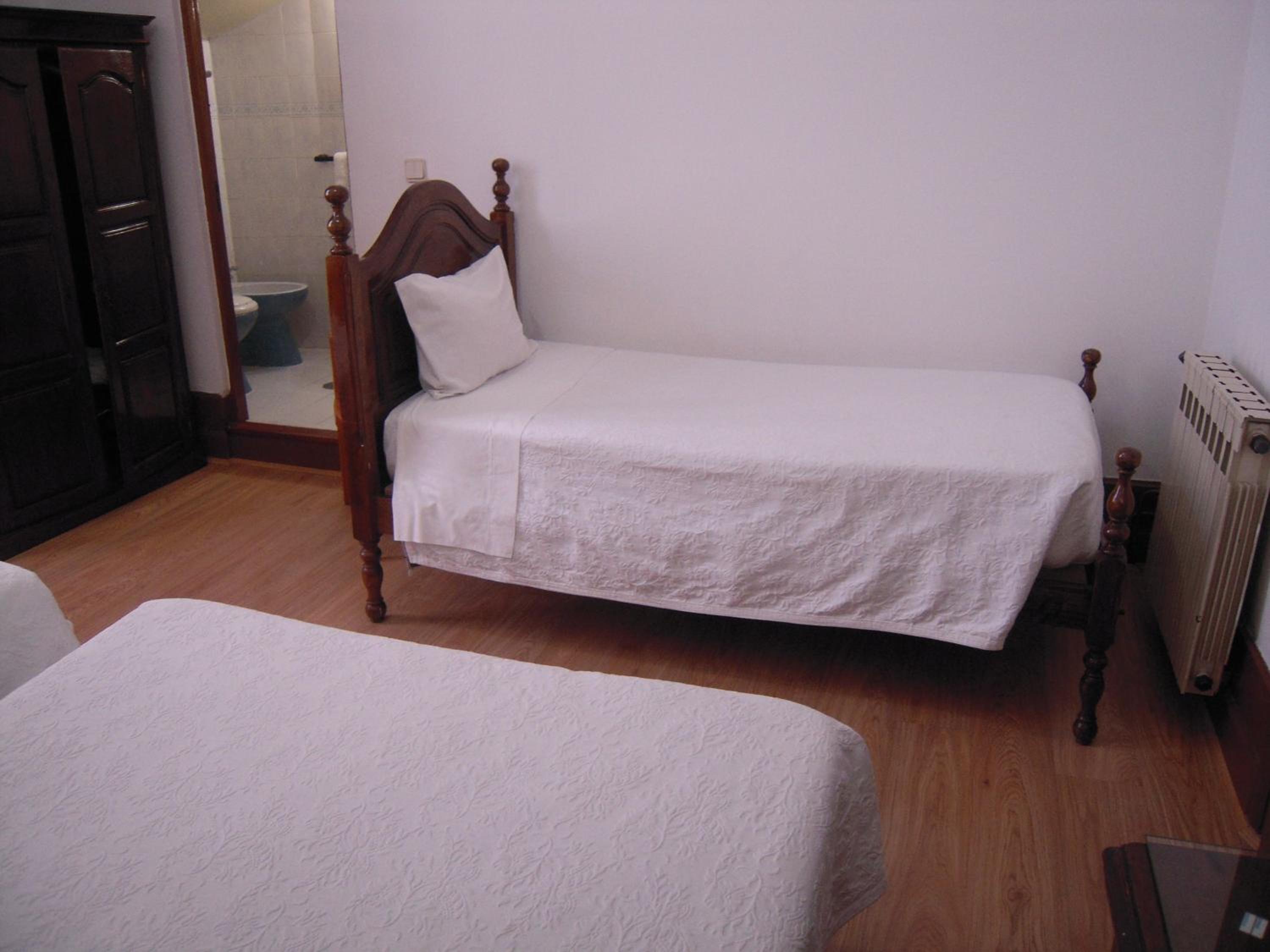 Quadruple Room - Photo 3