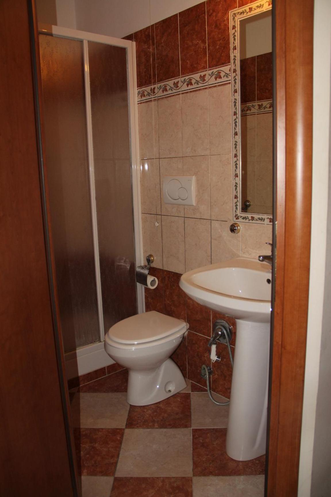 Double or Twin Room photo 2