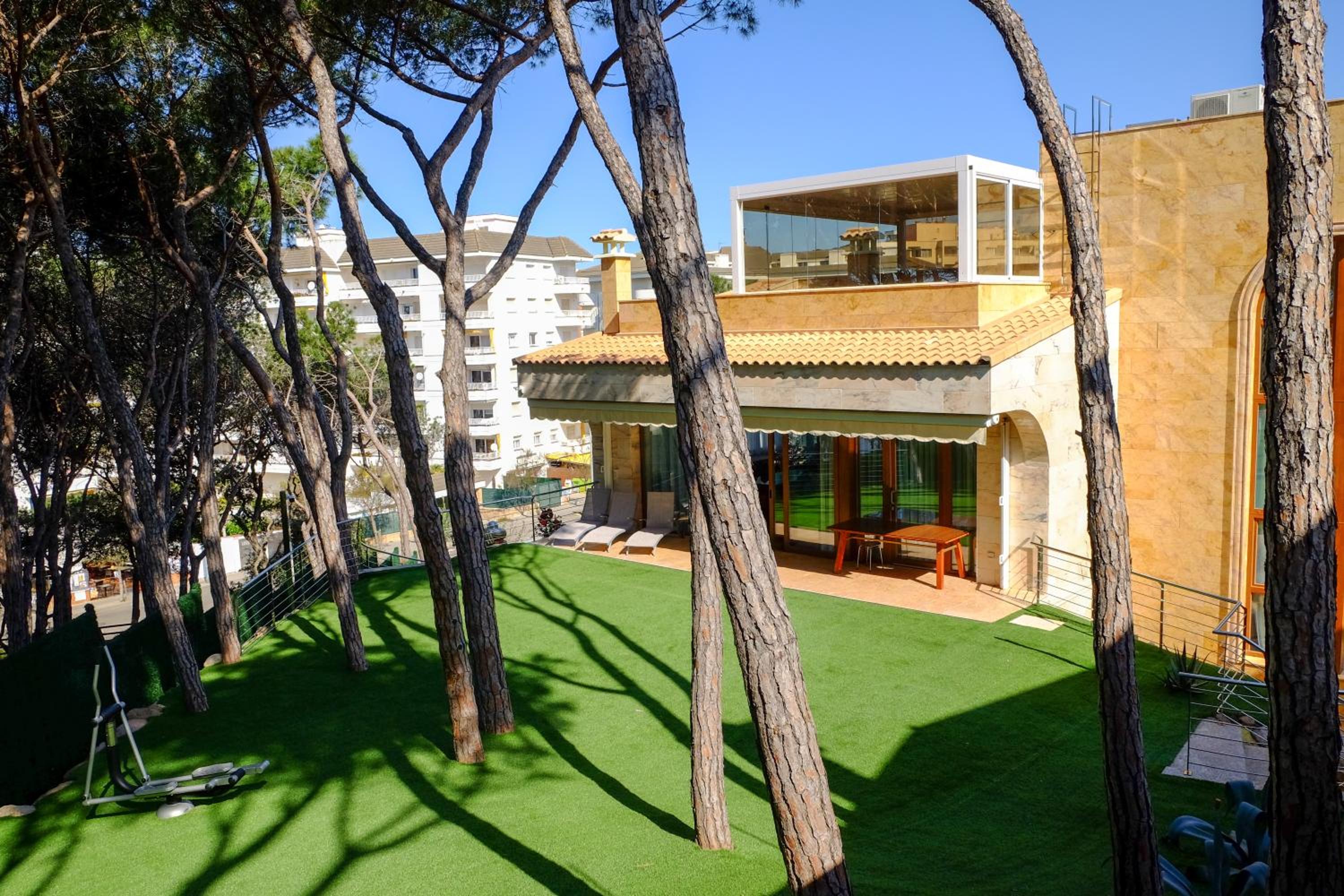 Villa with Sea View photo 2