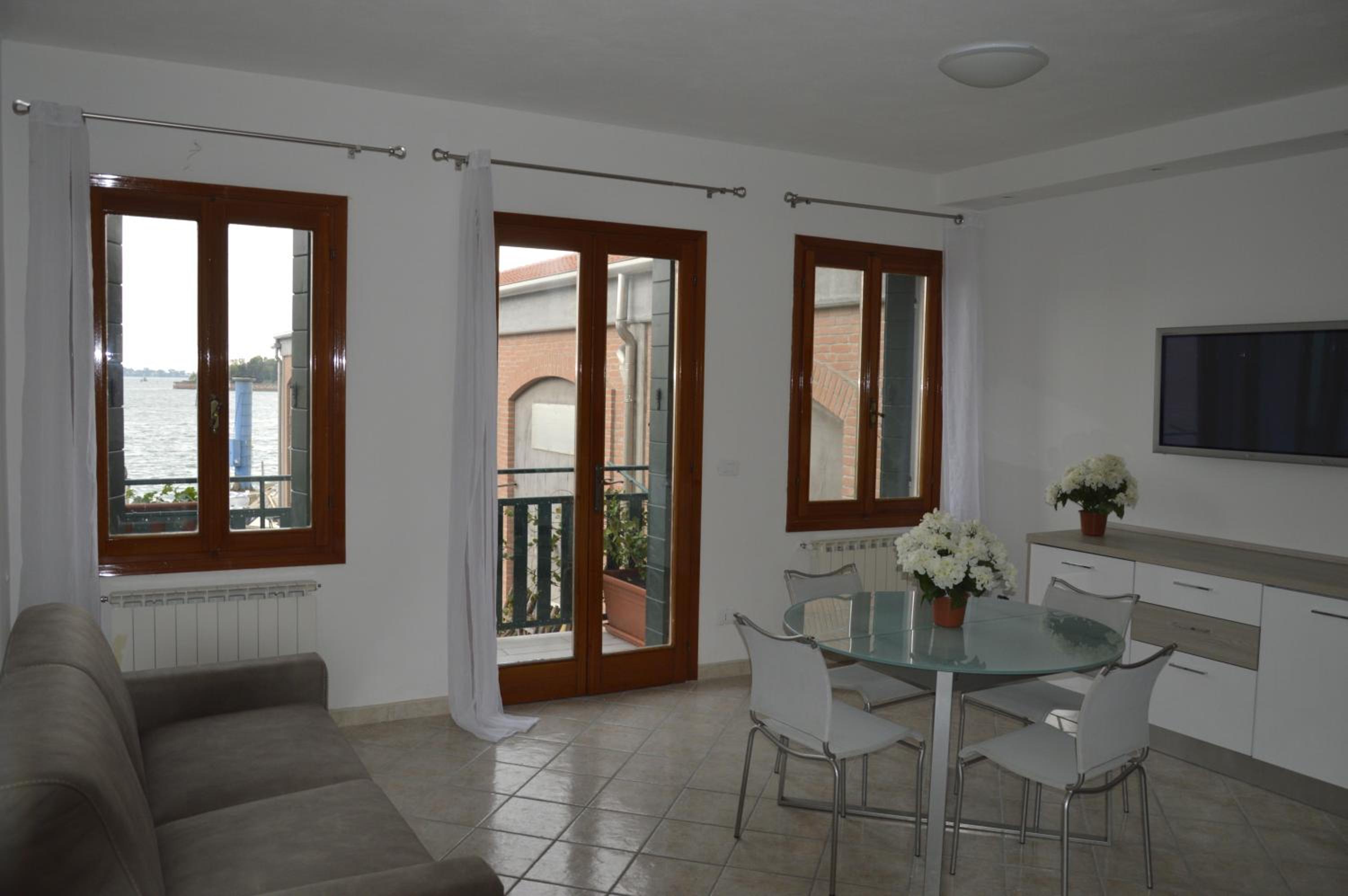 Apartment with Sea View photo 1