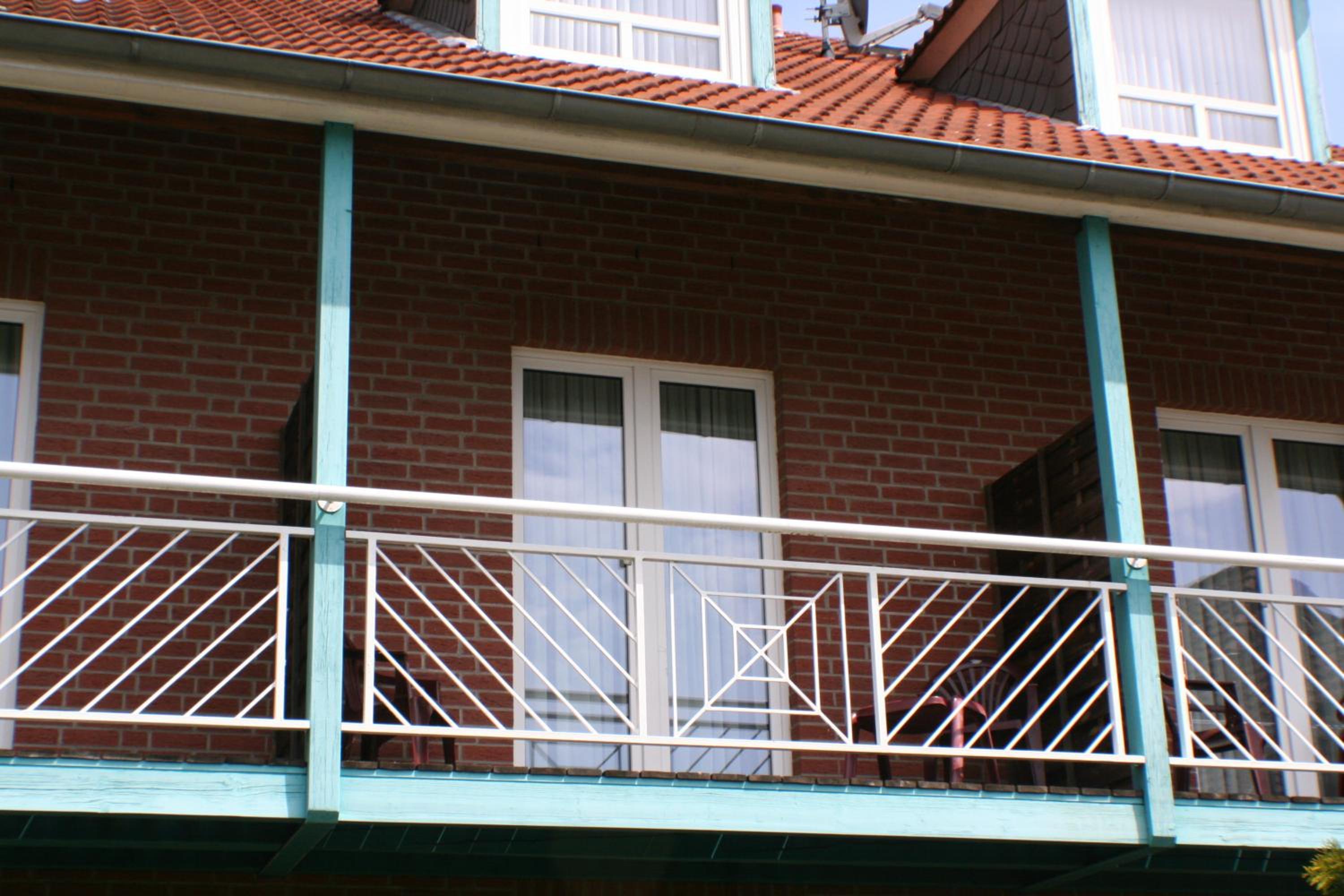 Double Room with Balcony - Photo 4