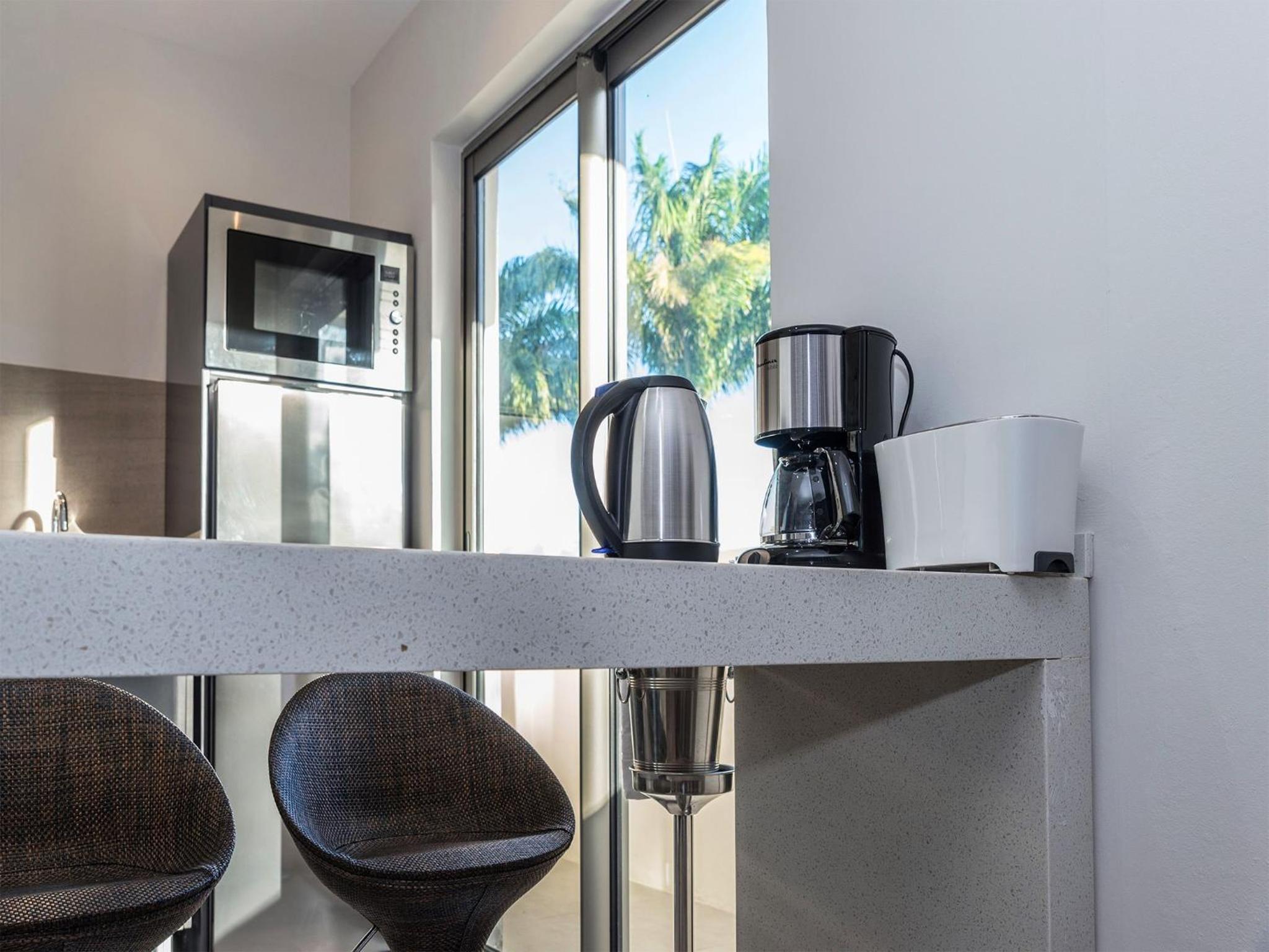 Premiere Suite / Self Catering - Photo 10