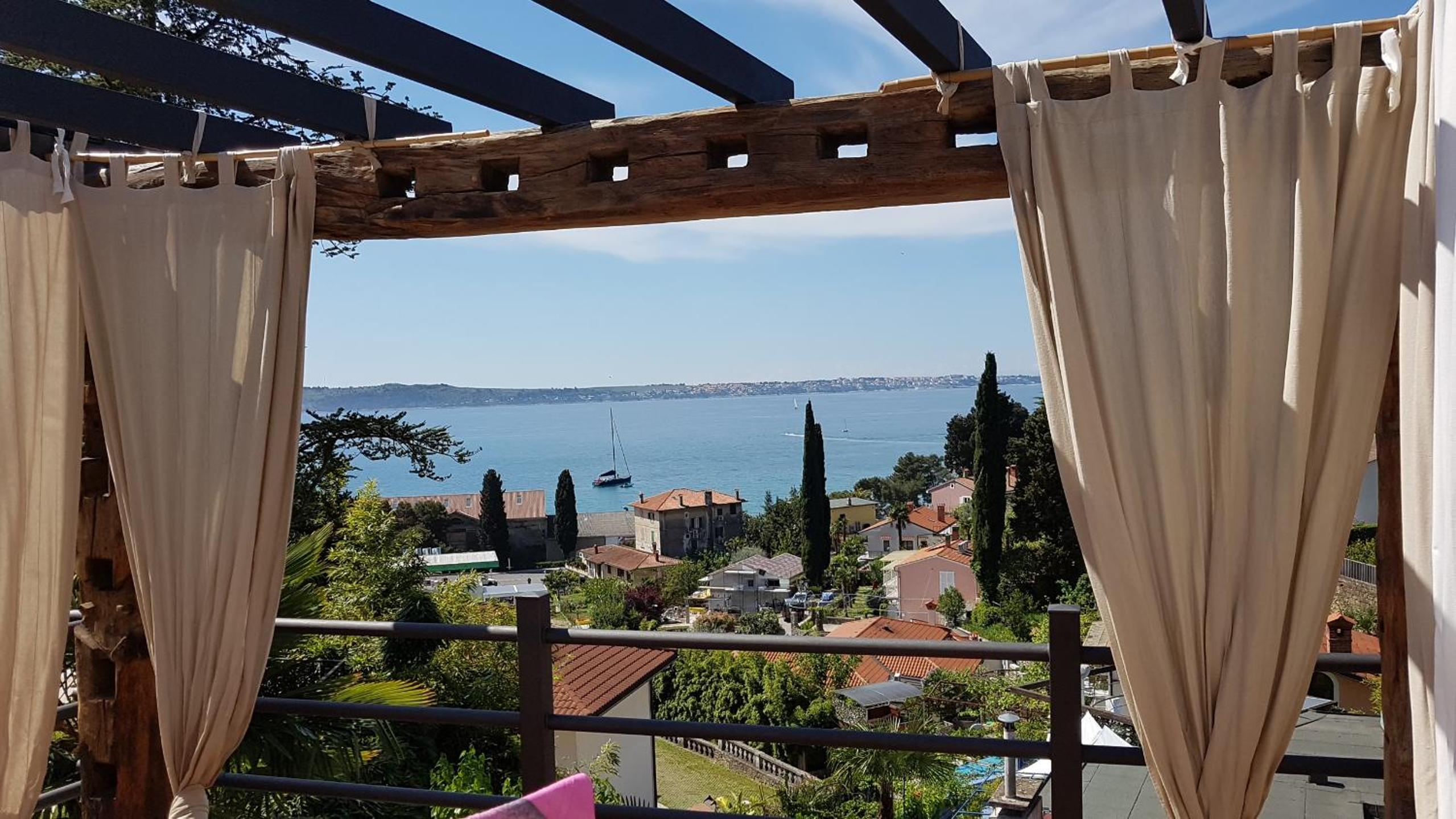 Apartment with Sea View photo 1