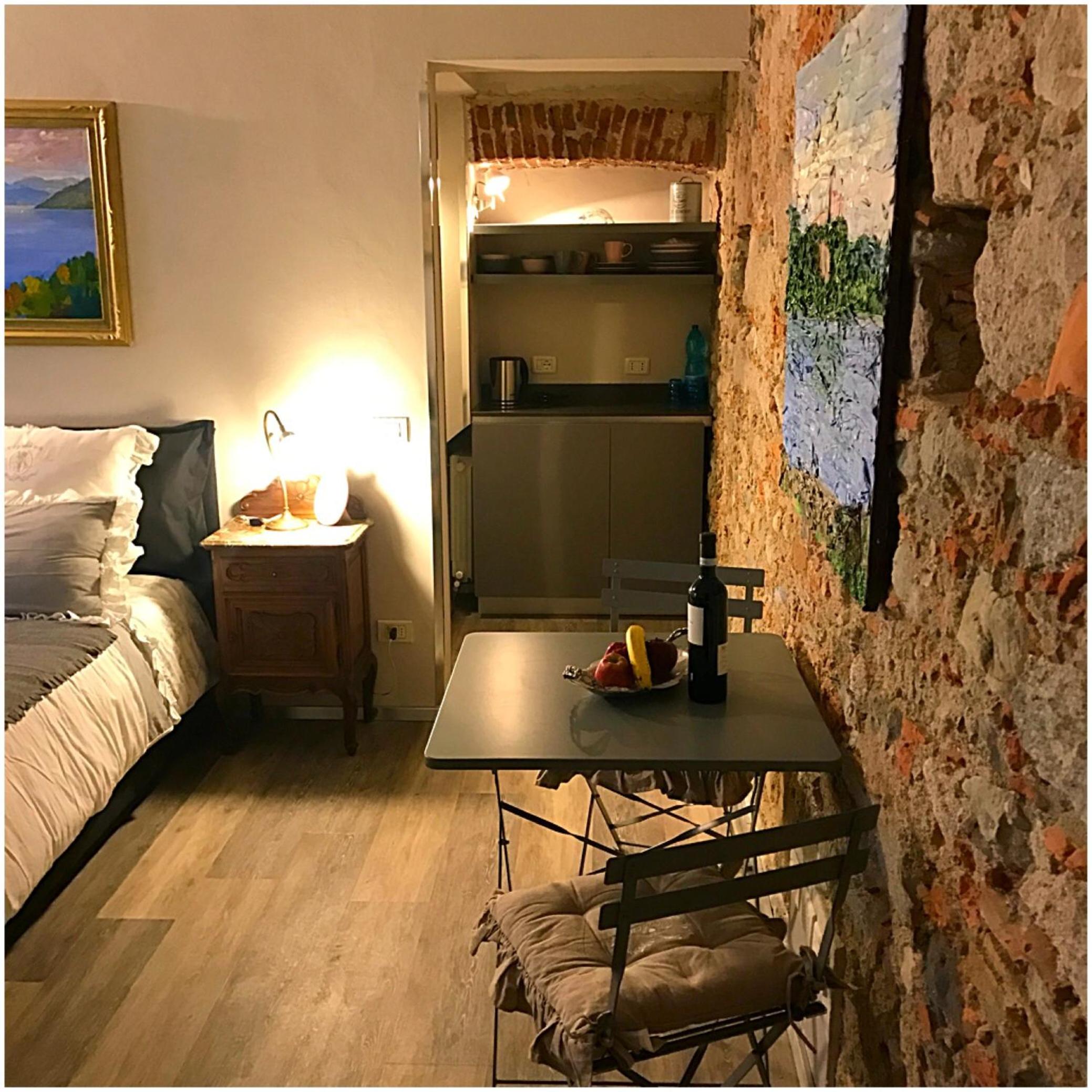 Studio Apartment - Photo 6