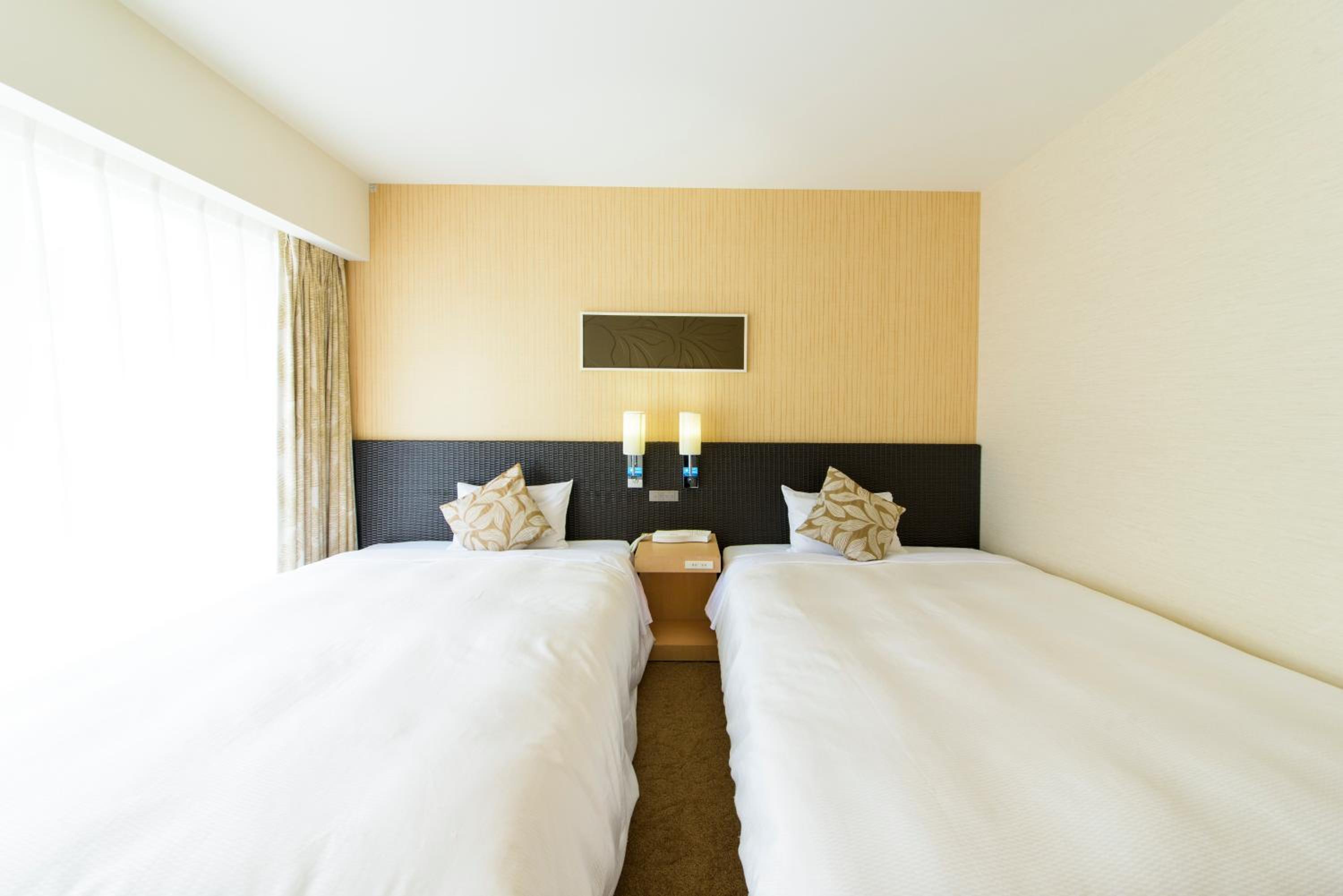Deluxe Twin Room - Non-Smoking - Photo 4