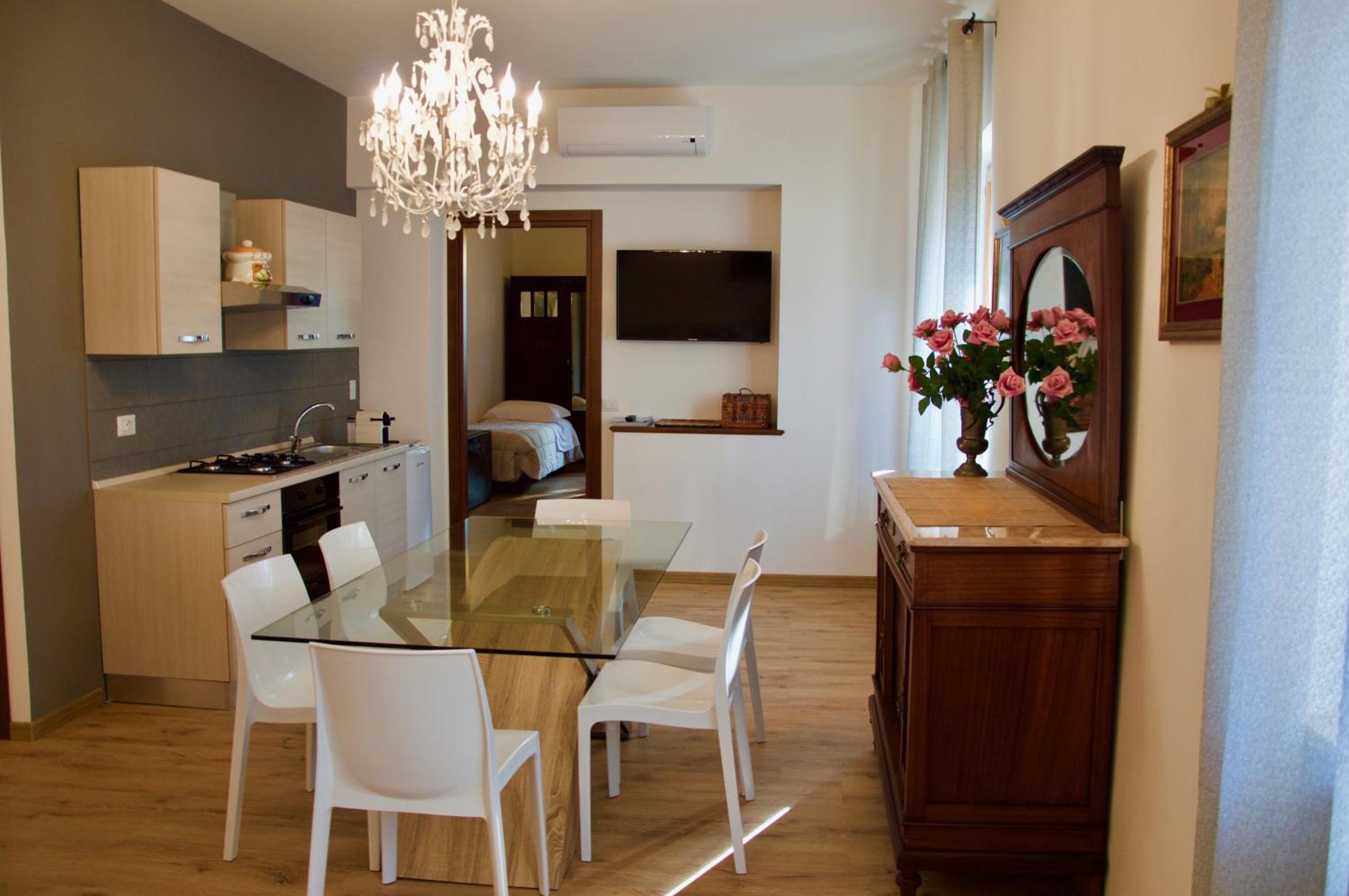 Deluxe Apartment - Photo 19