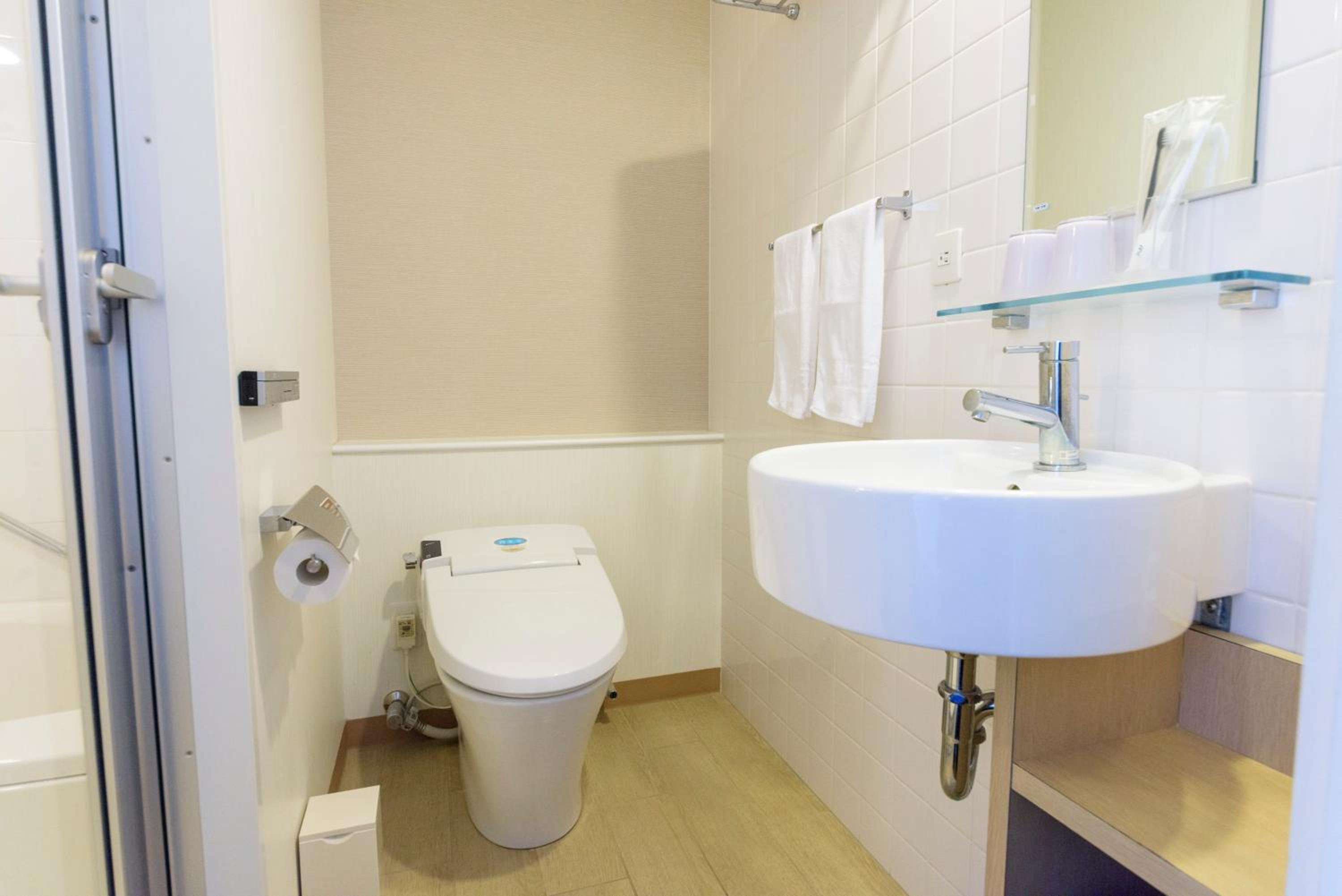 Double Room - Non-Smoking  - Photo 4