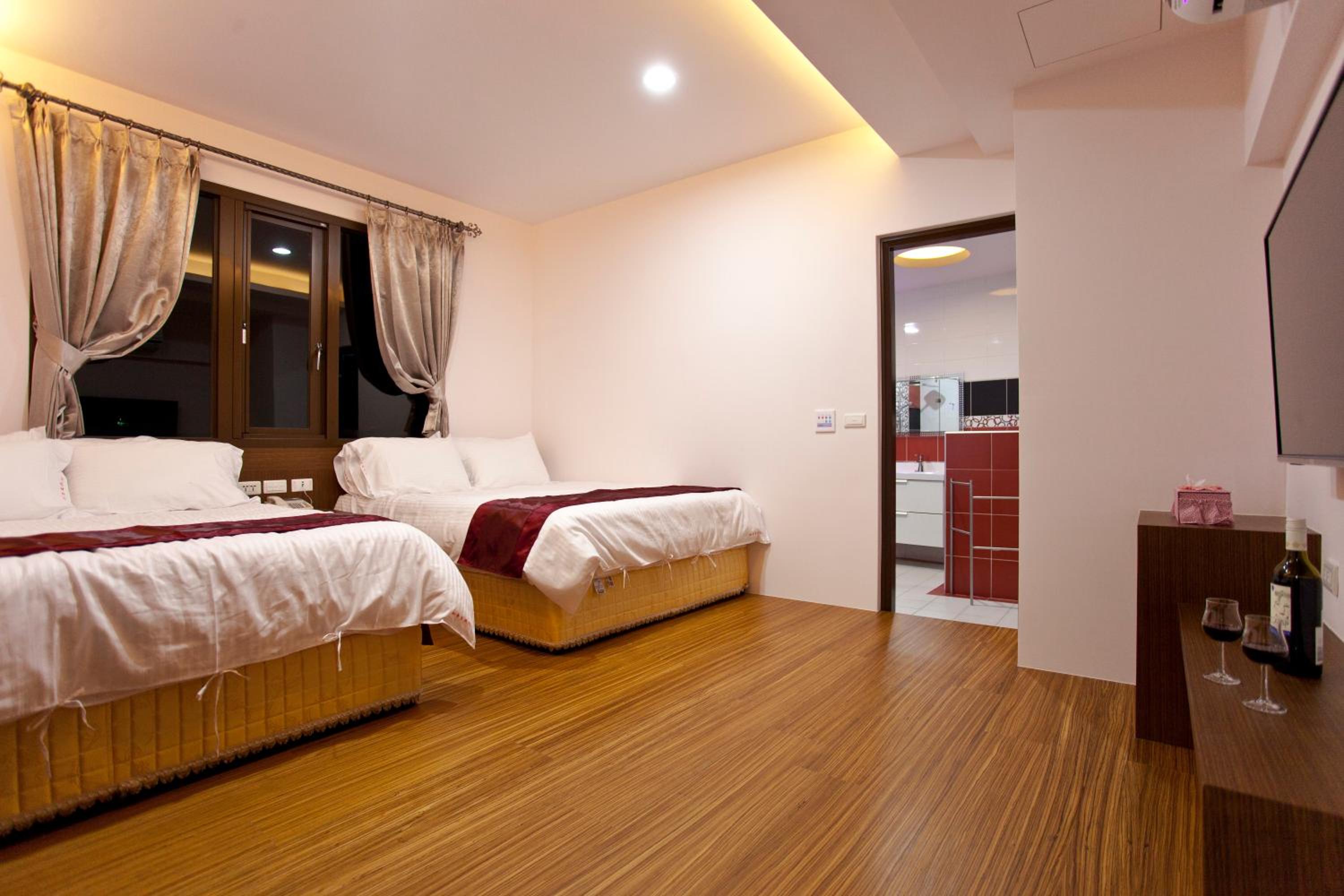 Twin Room with Mountain View