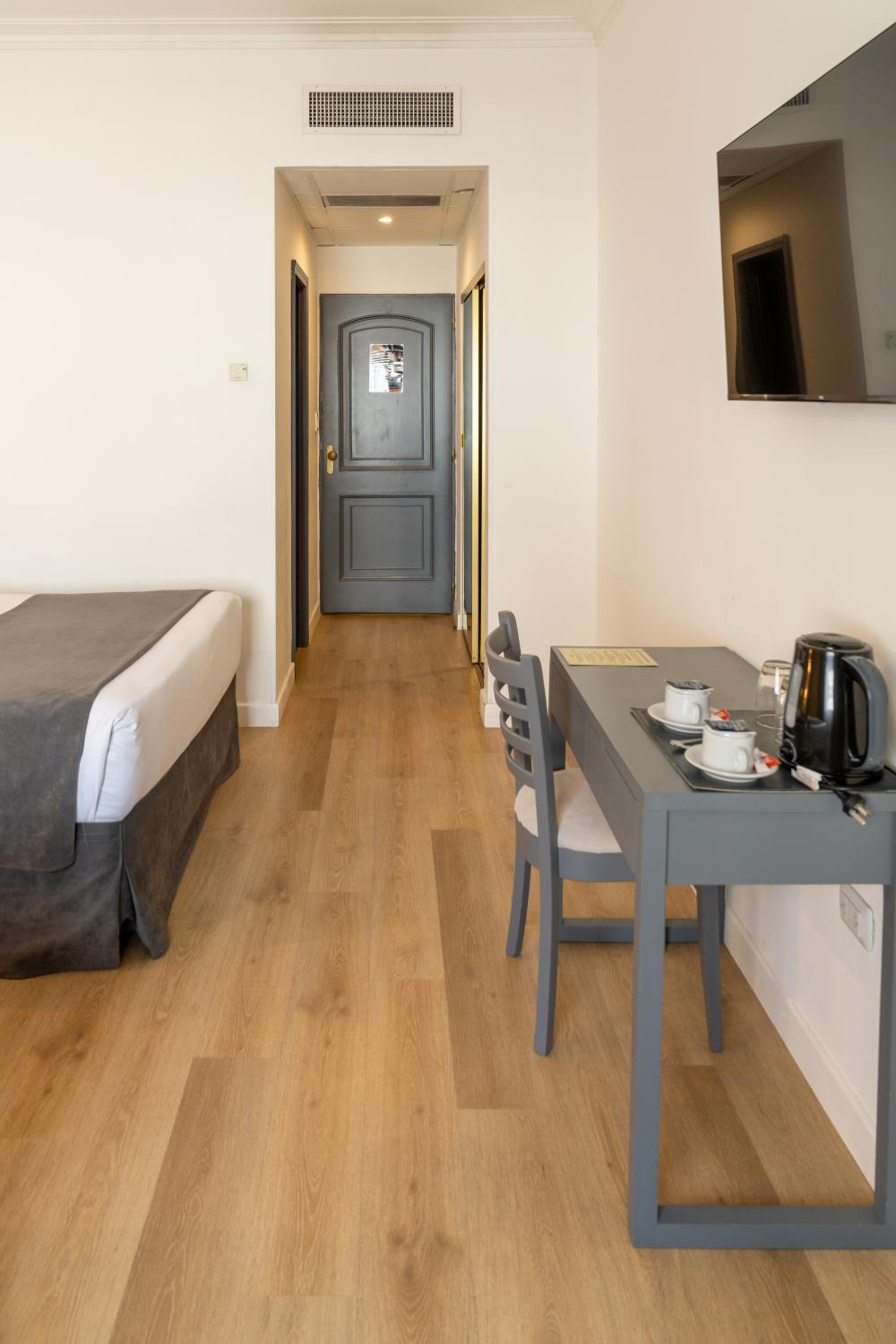 Twin Room with Balcony