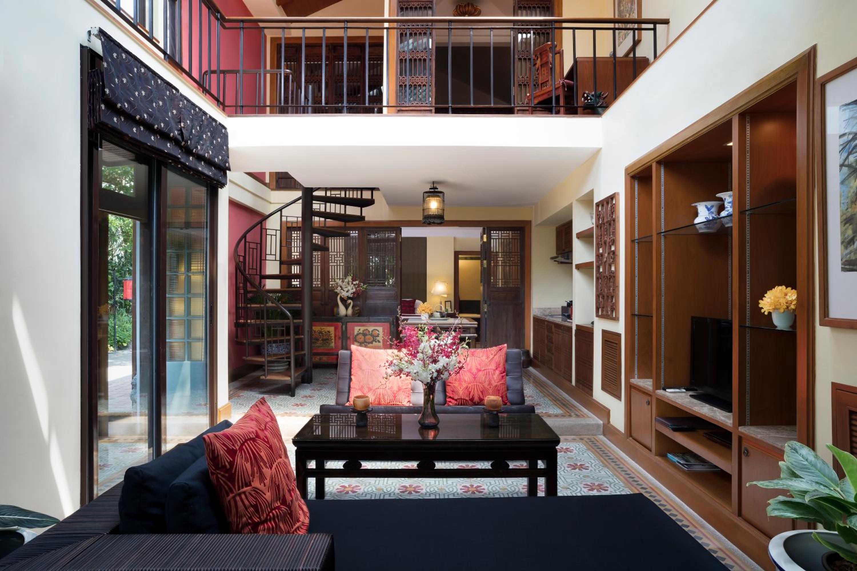 Two-Bedroom Suite with Pool View photo 2