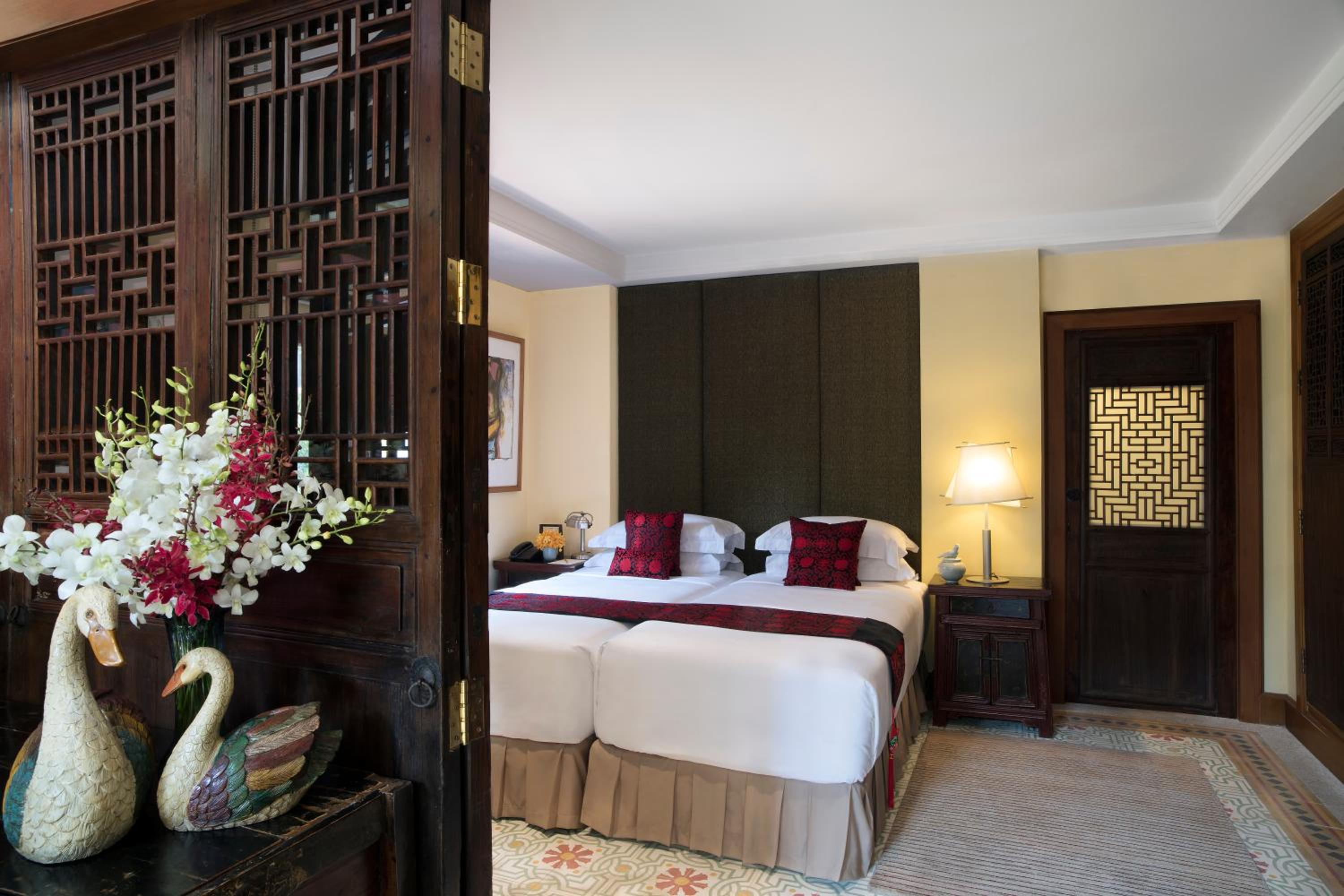 Two-Bedroom Suite with Pool View photo 2