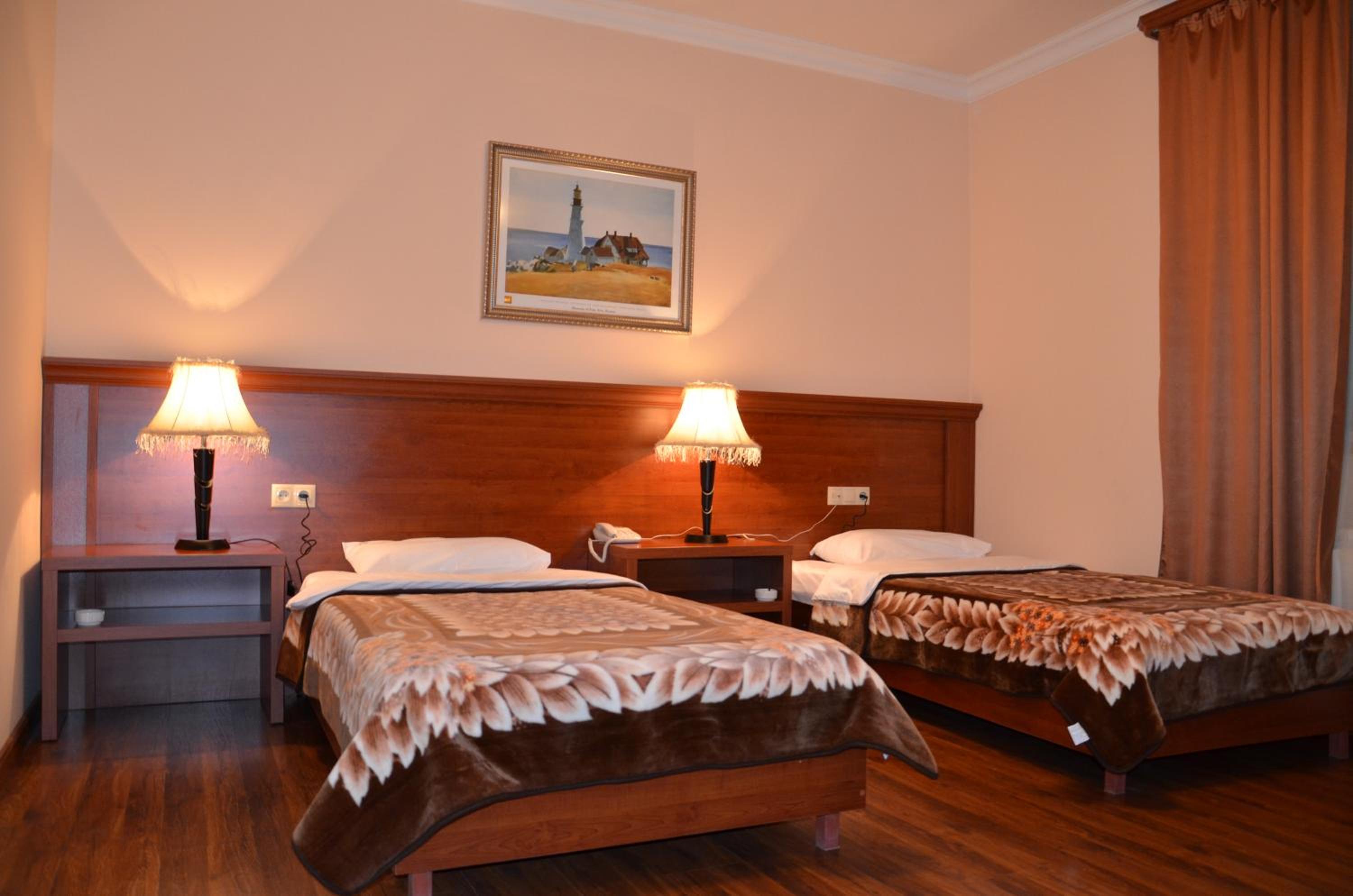 Large Twin Room photo 1
