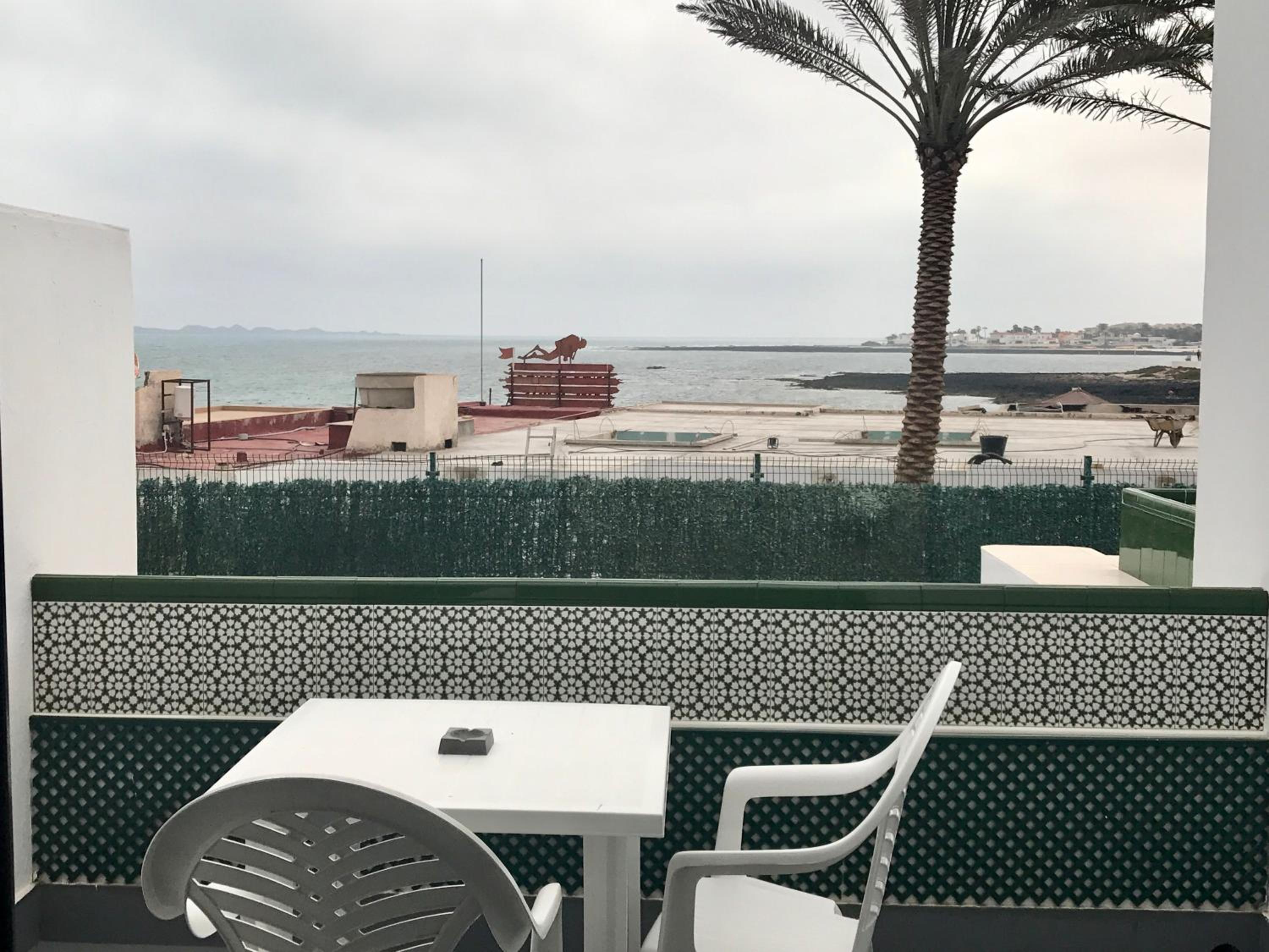 Two Bedroom Executive Suite with Sea View photo 3