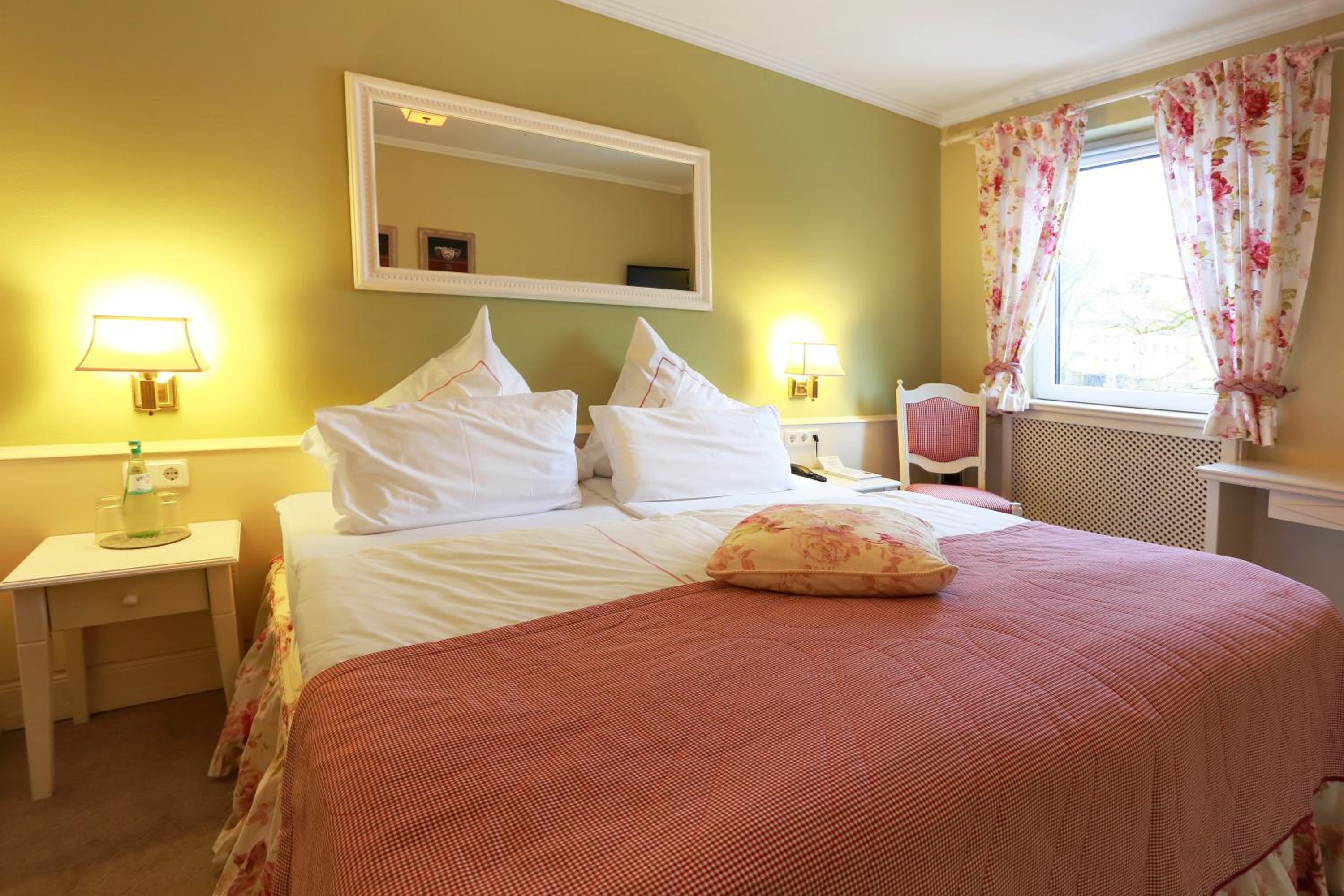 Classic Double Room - Photo 1