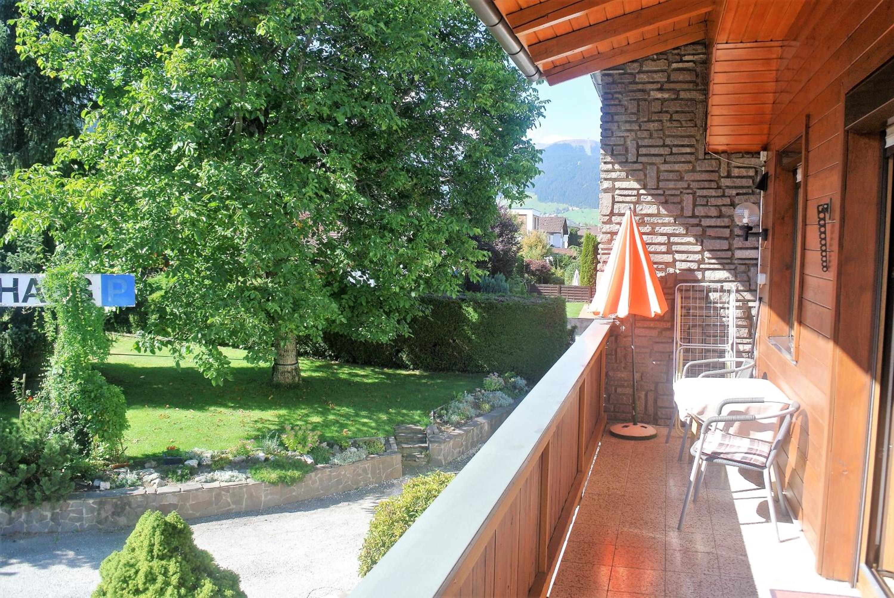 Apartment with Balcony photo 2
