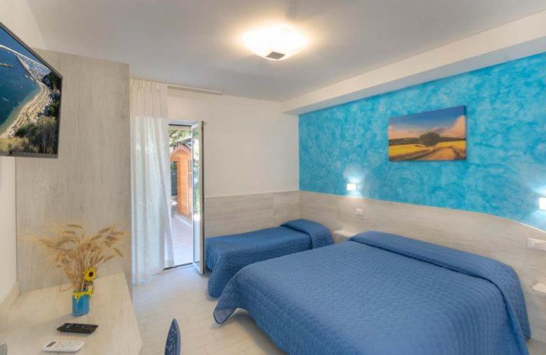 Triple Room with Garden View photo 1