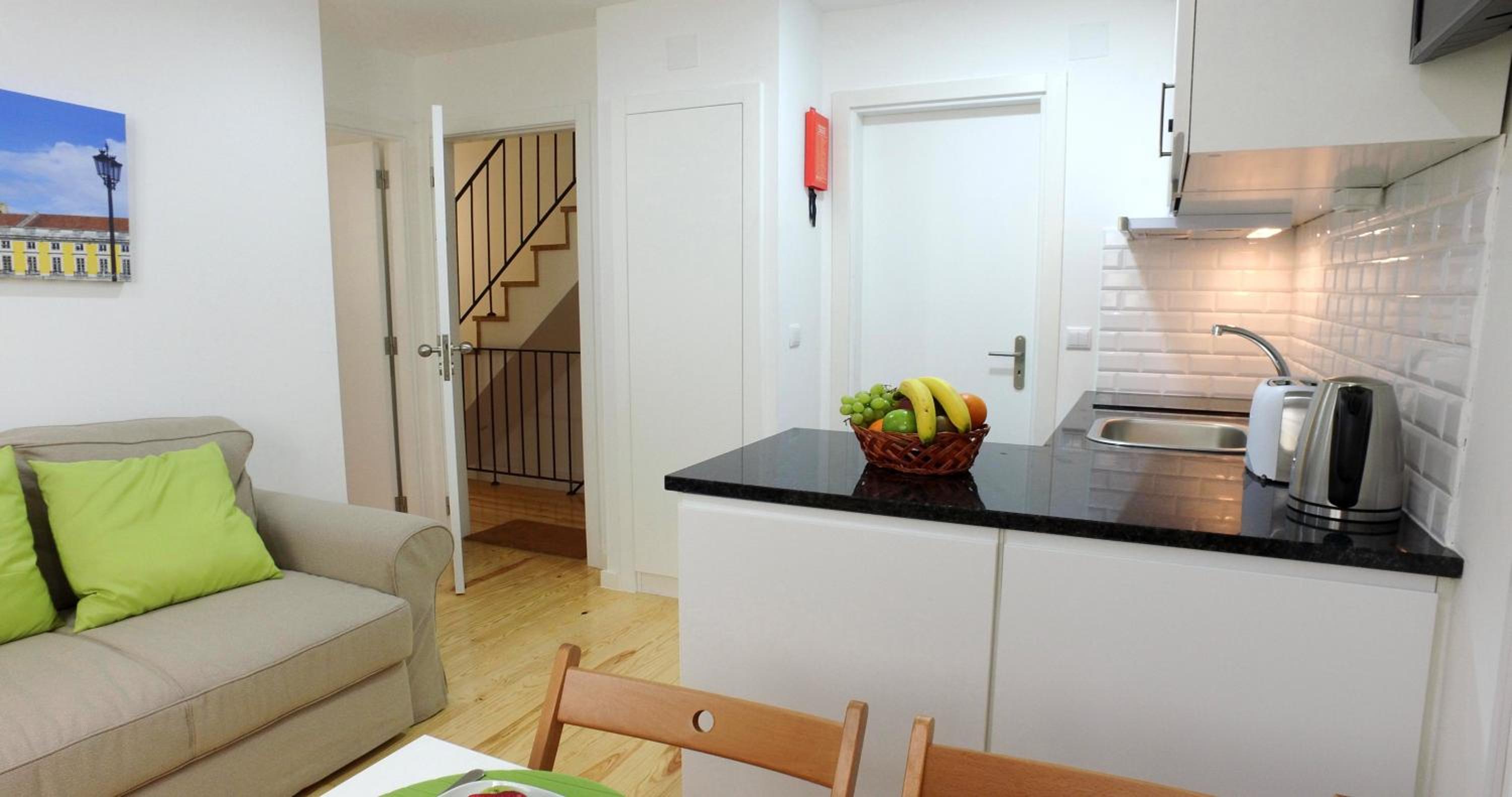 Apartment photo 2