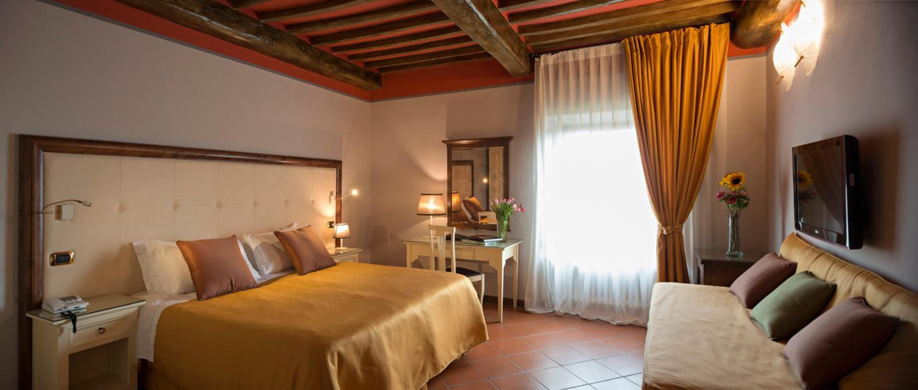 Double Room with Countryside View - Photo 1