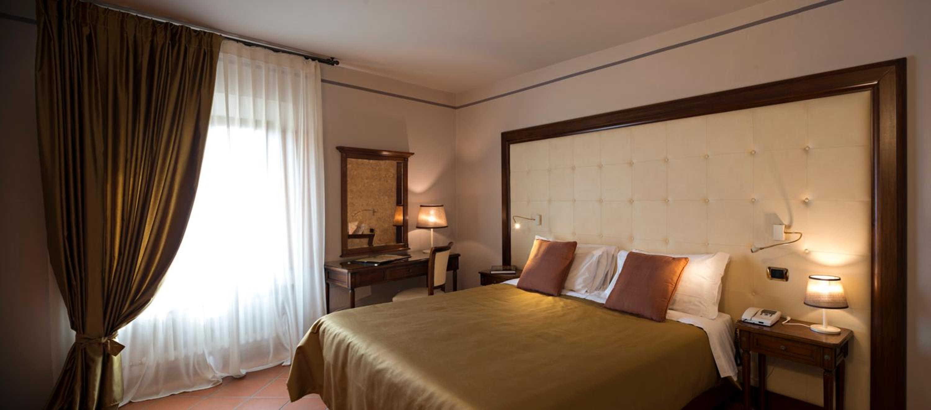 Double Room with Countryside View - Photo 2