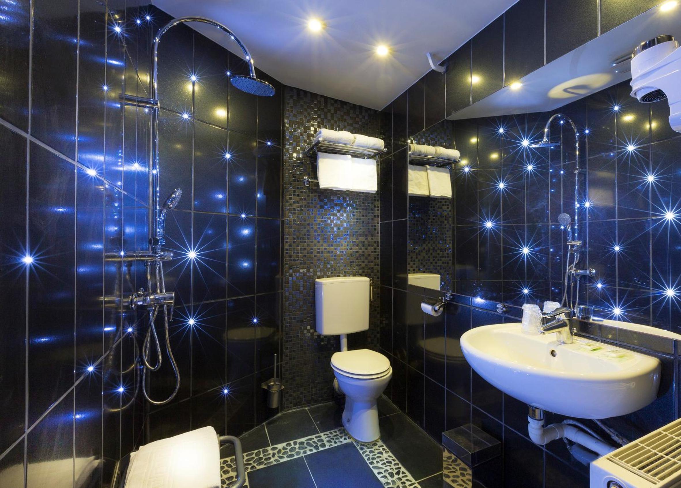 Double Room - Disability Access - Ground Floor photo 3