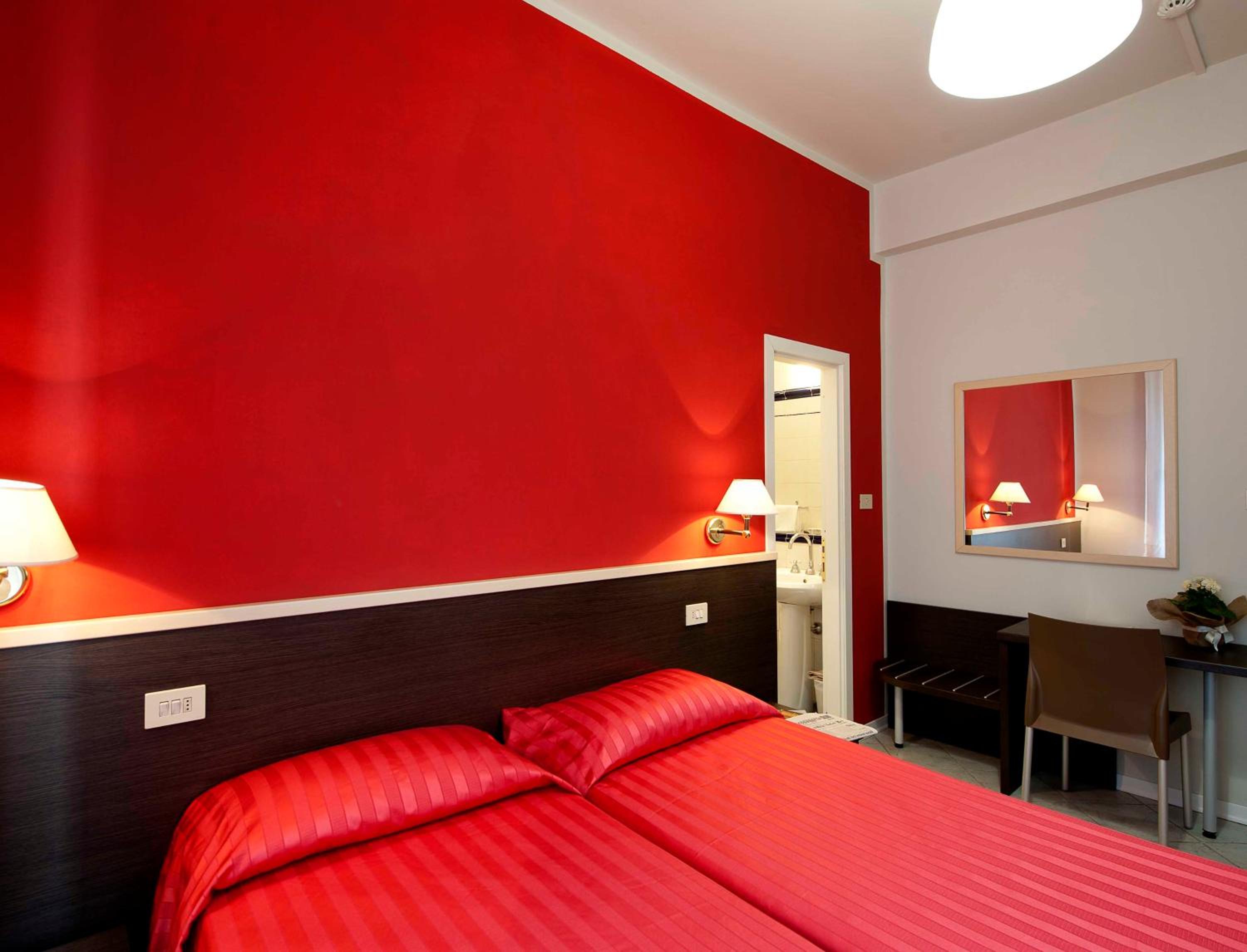 Double or Twin Room - Photo 3