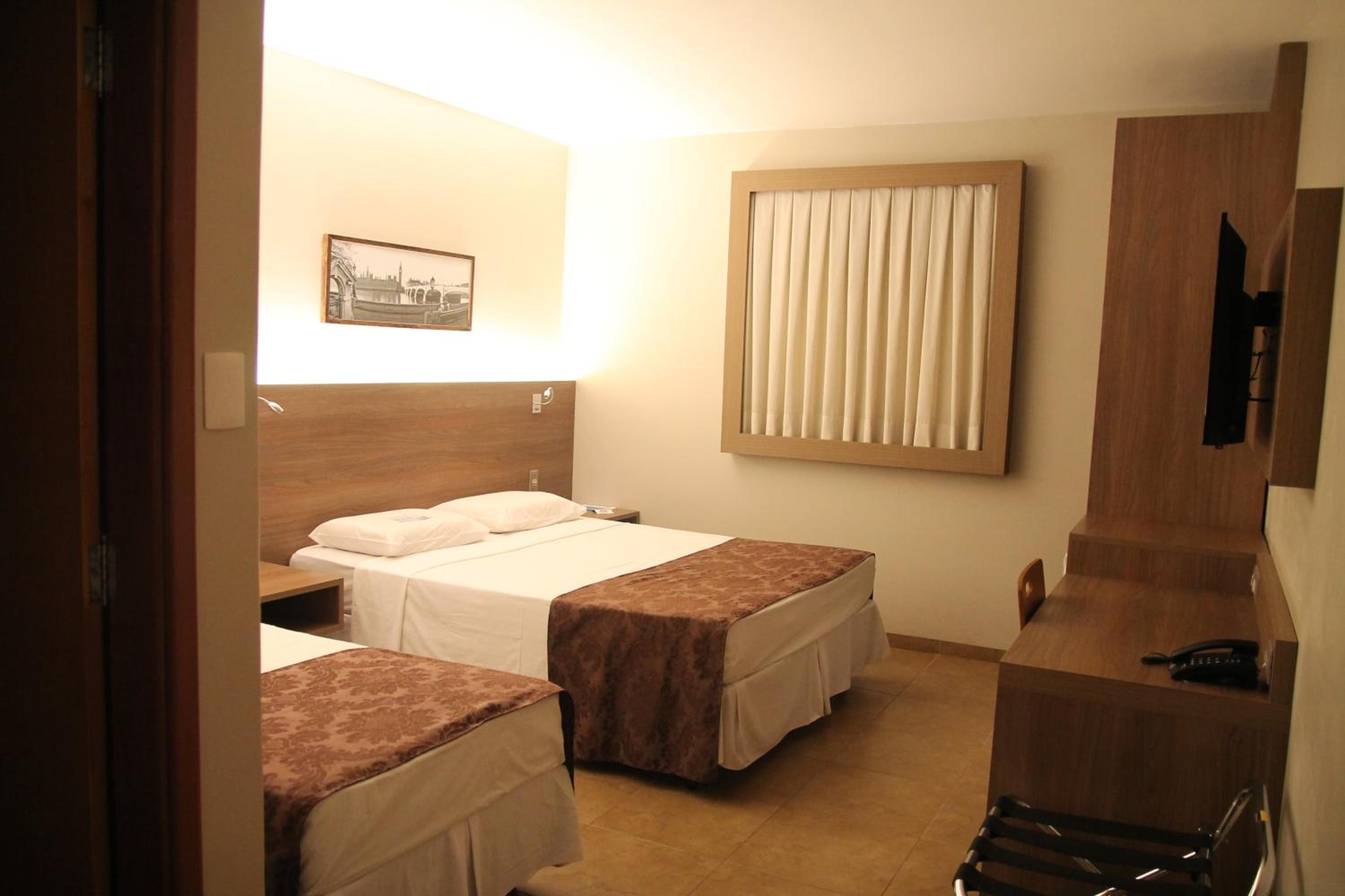 Deluxe Triple Room photo 3
