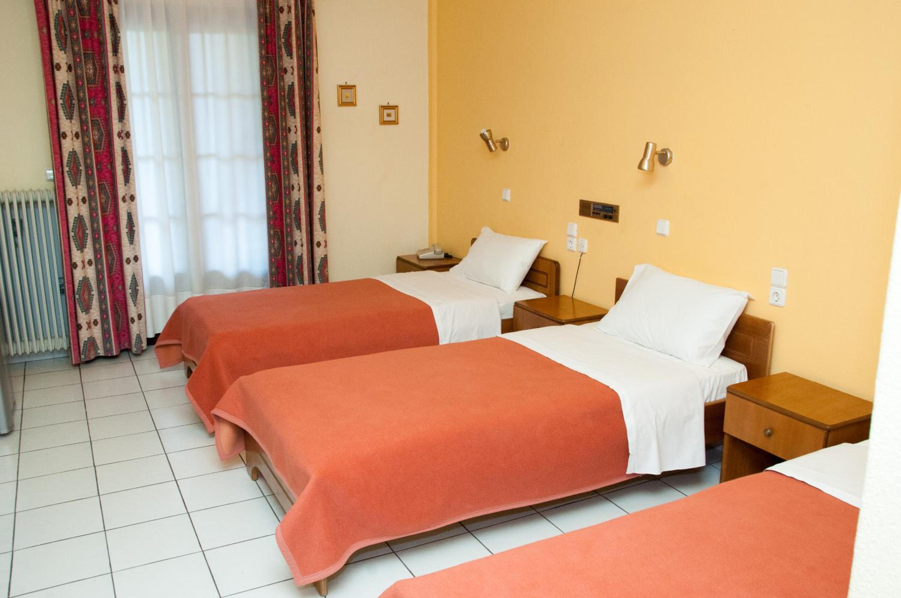 Triple Room - Photo 1