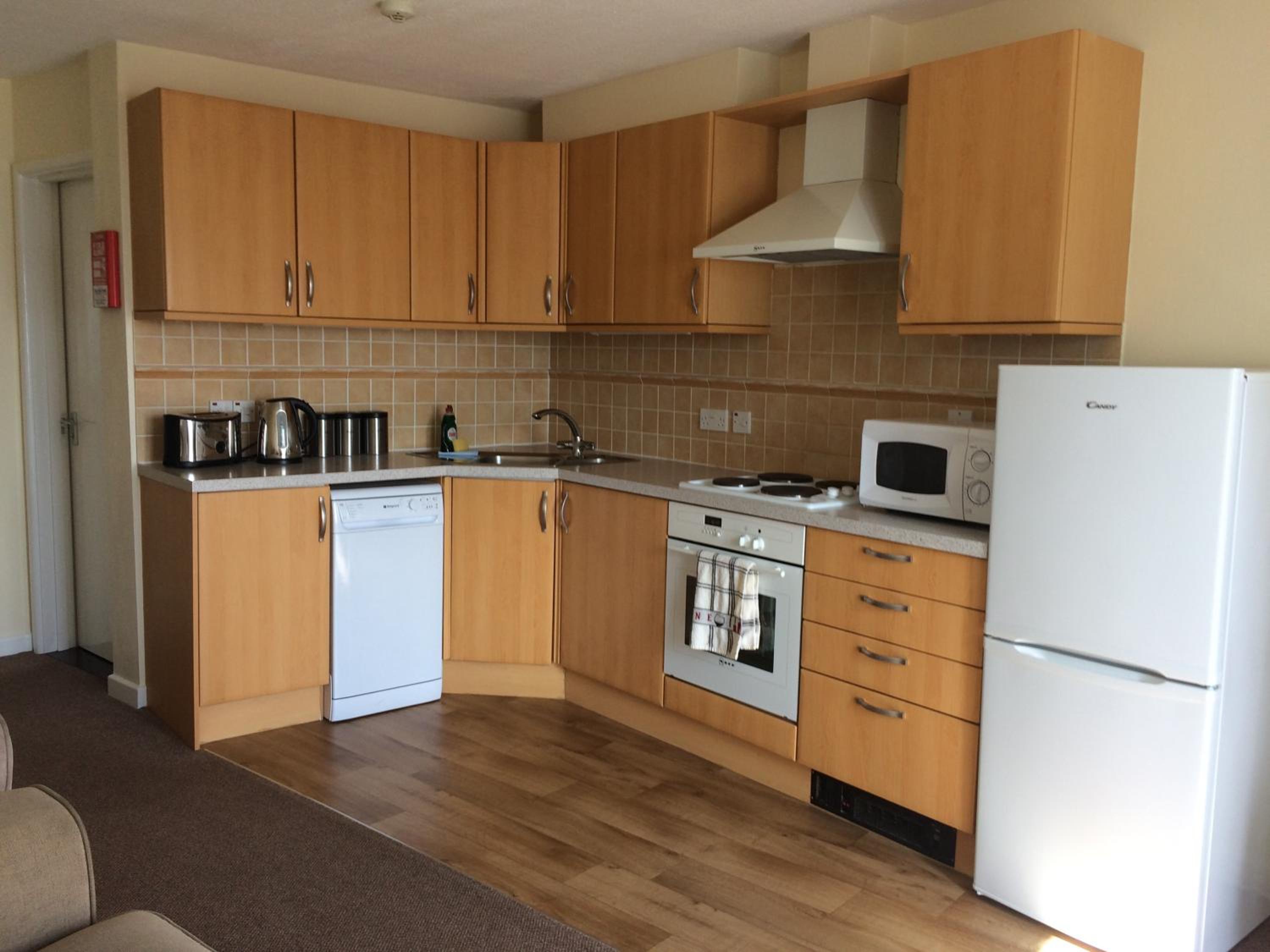 Two-Bedroom Apartment with Balcony - Photo 5