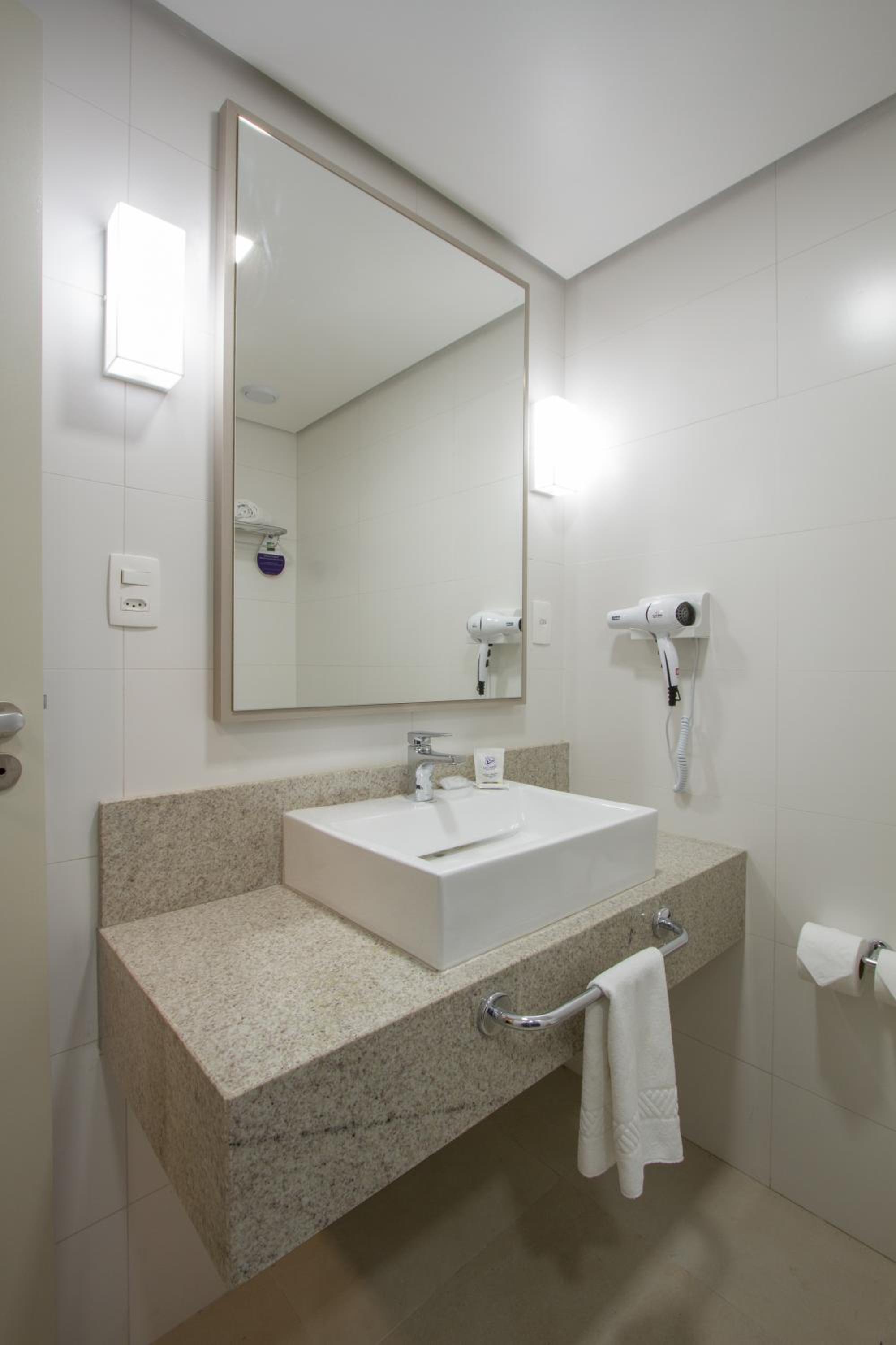 Superior Twin Room photo 2